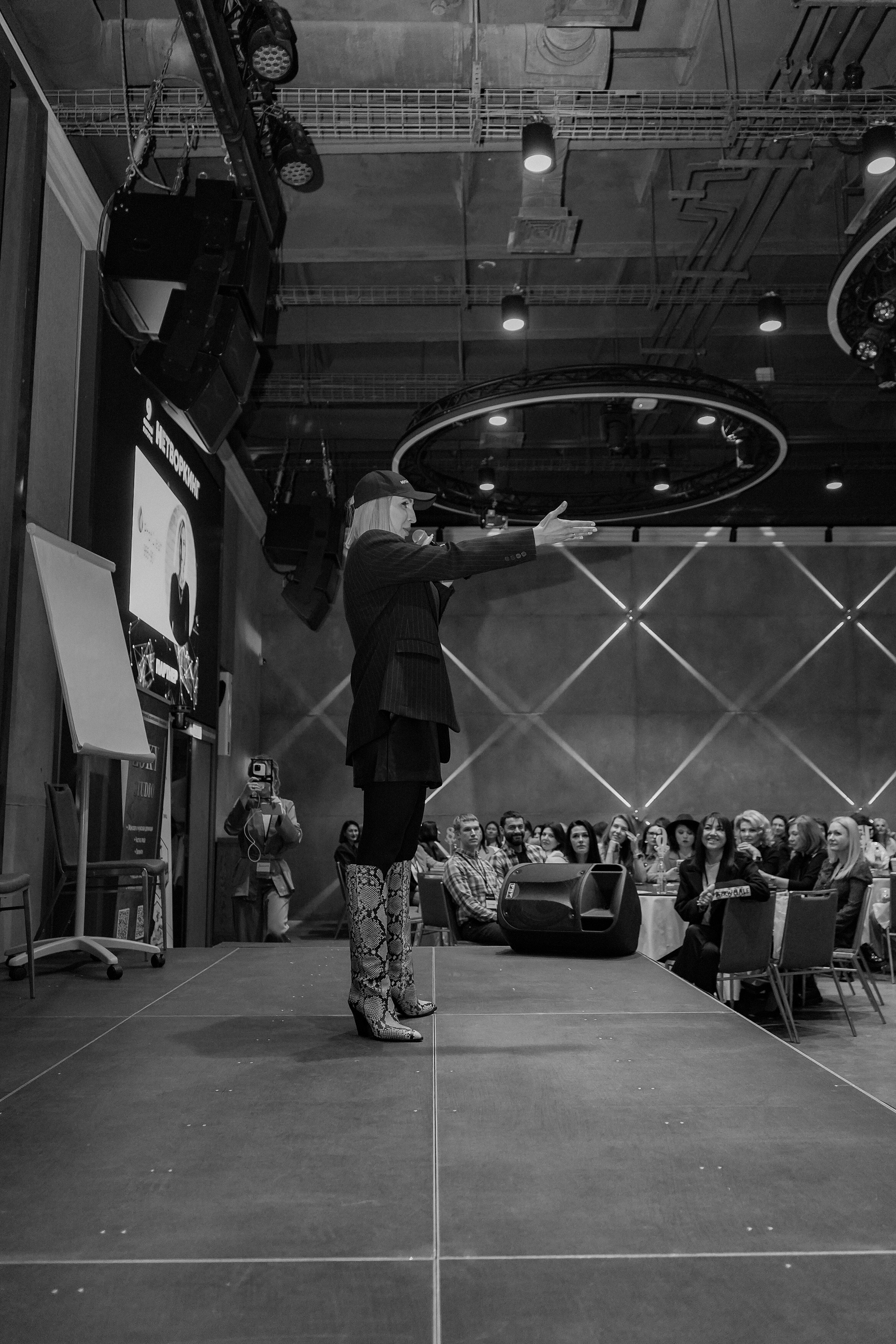 Нетворкинг 200 человек. Фотограф Волгоград Анастасия Ли