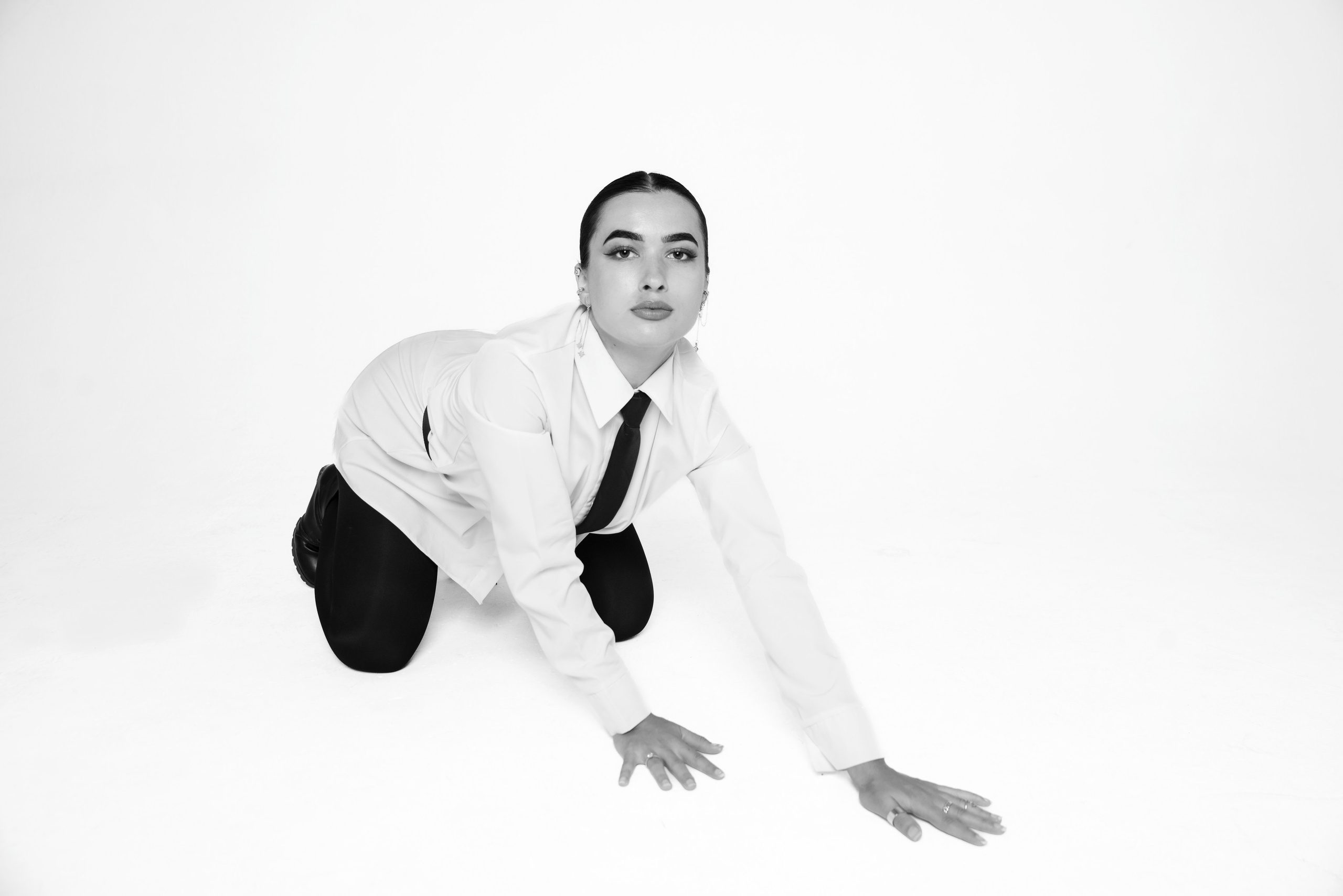 Айтач, съёмка в студии. Фотограф в Москве Безлюдов Михаил