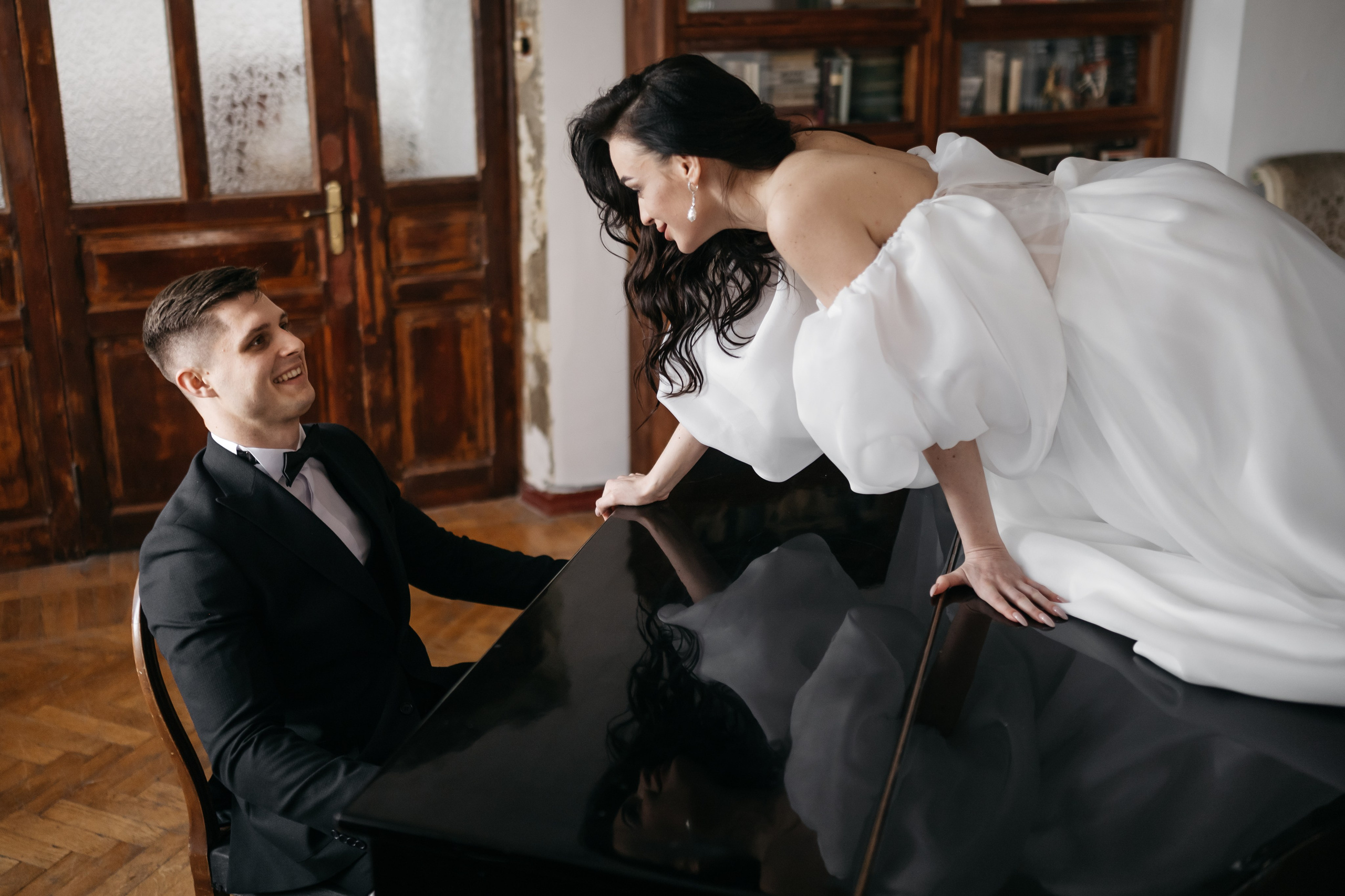 Свадебная фотосъемка в старинном отеле в Крыму. Свадебный и семейный фотограф и видеограф, Крым, Москва, Санкт -Петербург