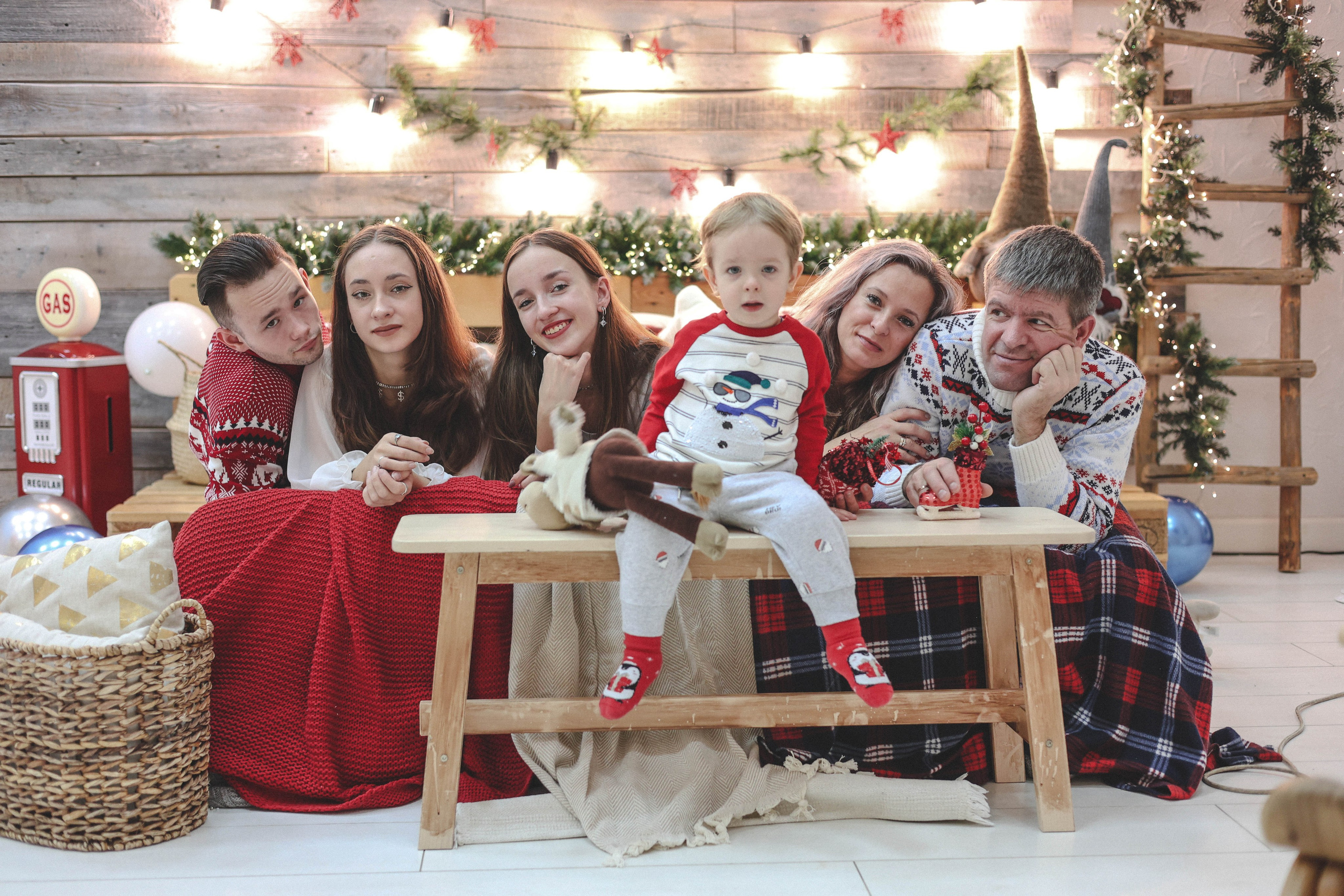 Новогодняя история «Ирина и ее семья». Фотограф в Москве Анастасия Калинина
