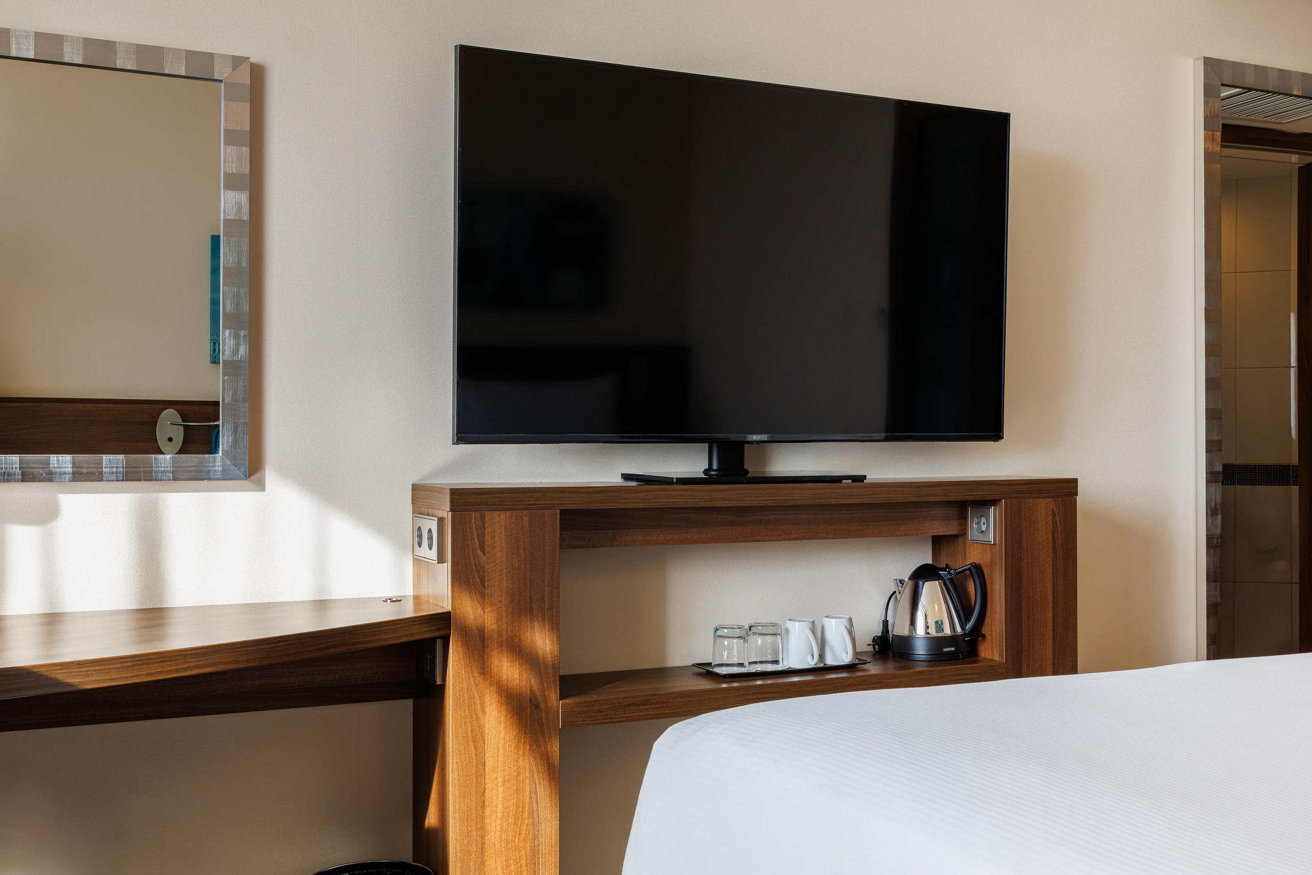 Hampton by Hilton Saint Petersburg ExpoForum 3*. Коммерческий фотограф в Санкт-Петербурге | Фуд, интерьерная и рекламная съемка | Влад Жолудев