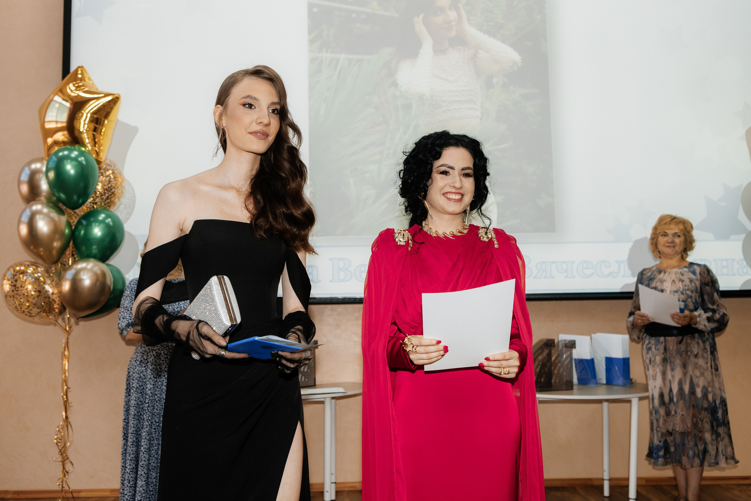 Выпускной Гимназия 12 2024 г. Свадебный и портретный Фотограф в Липецке Дмитрий Котюков