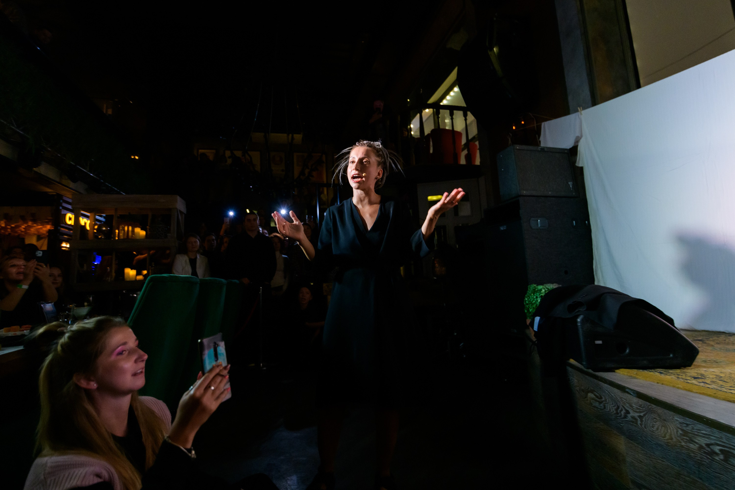 Люстра бар. Репортажный фотограф Сергей Дроздов