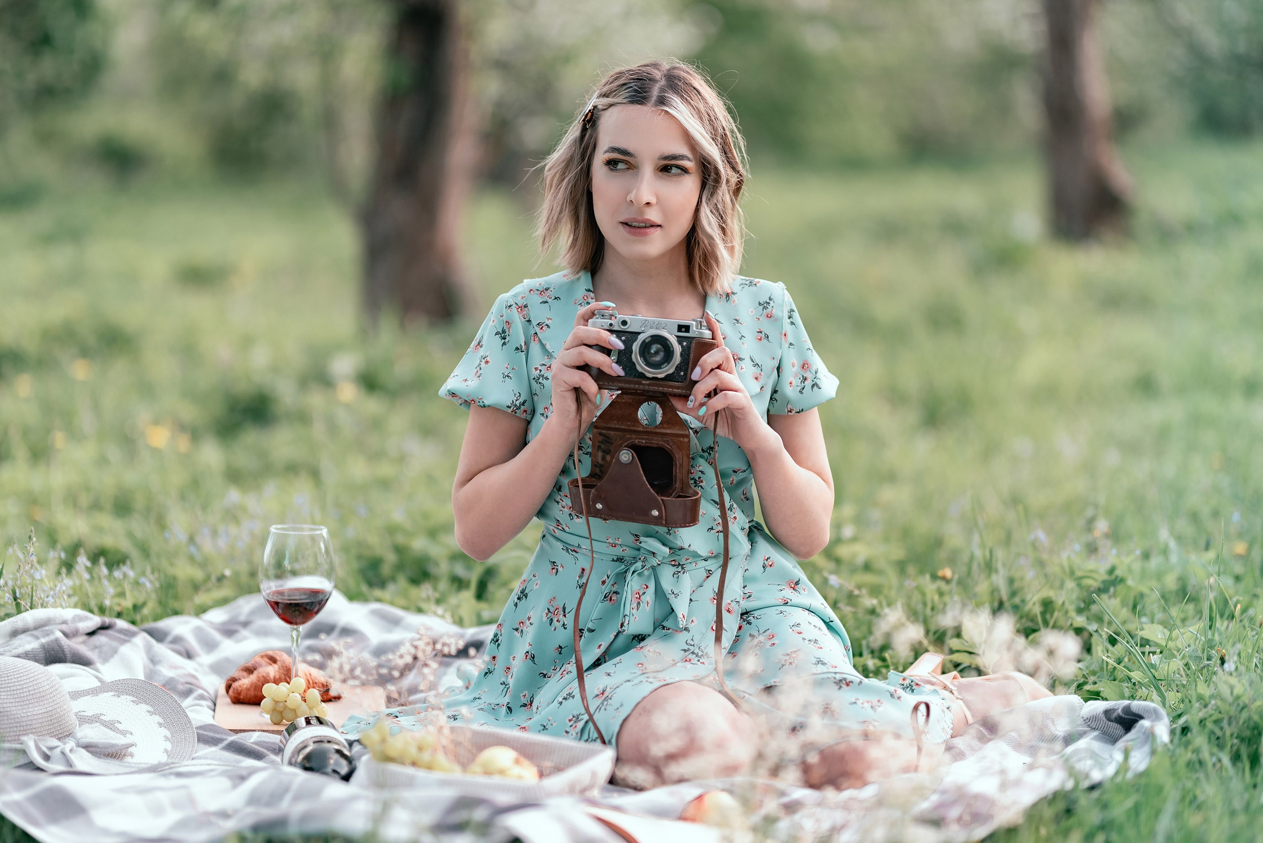 Алёна на пикнике. Свадебный и семейный фотограф в Туле Ксения Сильвер