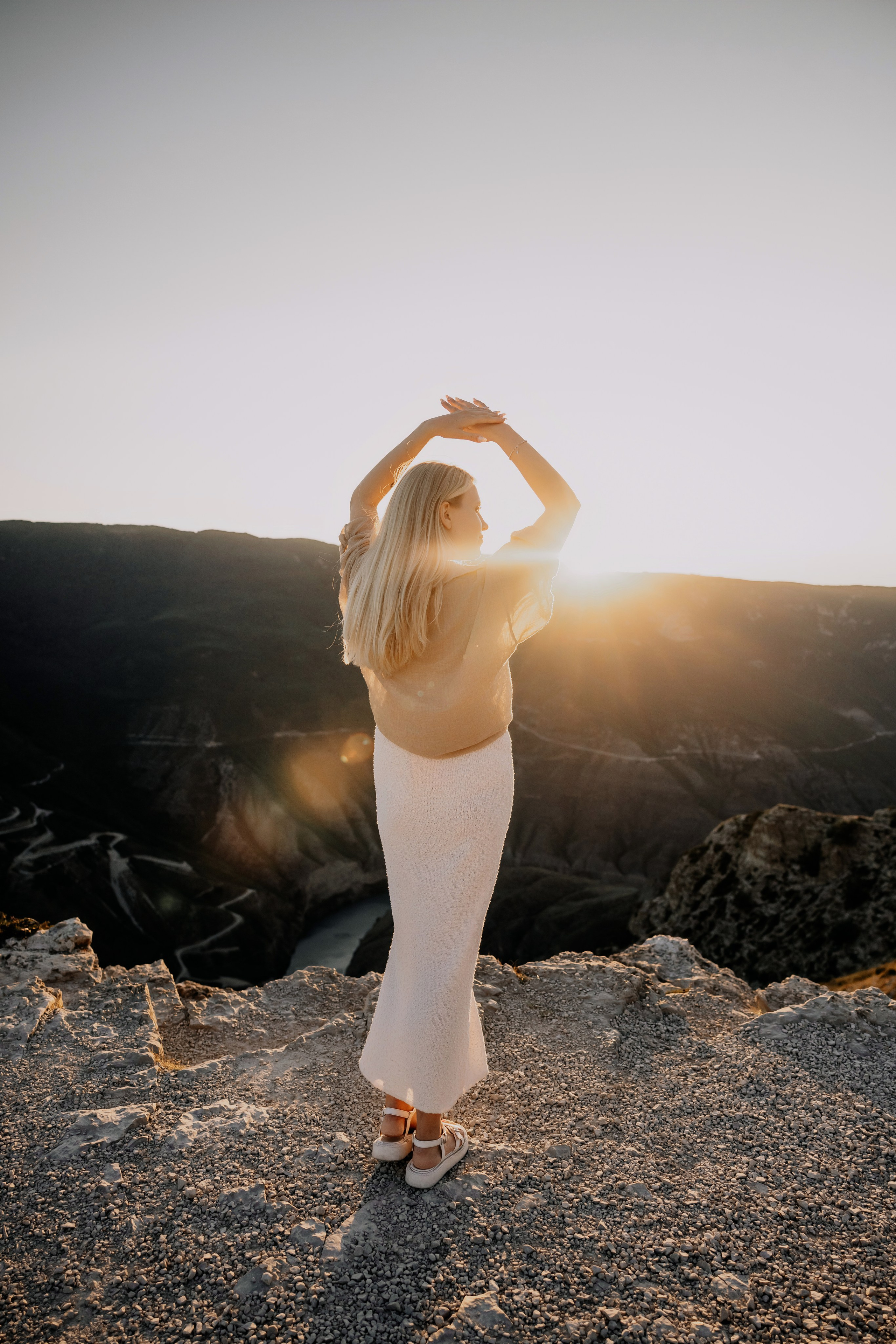 Фотосессия в горах прекрасной пары АРТЕМ & АЛЕСЯ. Свадебный фотограф в Махачкале Иван Айвазян