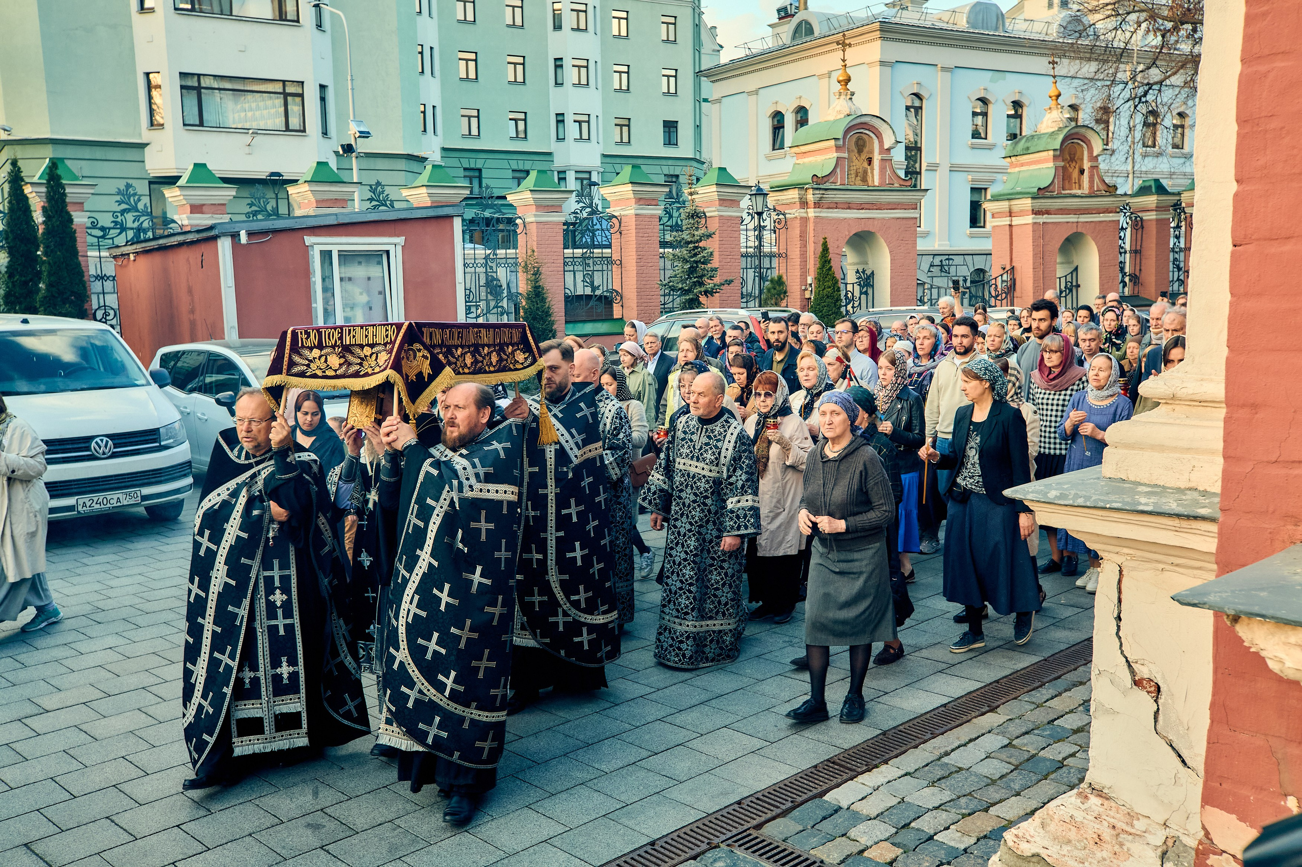 Утреня. Погребение Спасителя. DMITRY MOISEENKO — фотограф, художник, топ-стилист