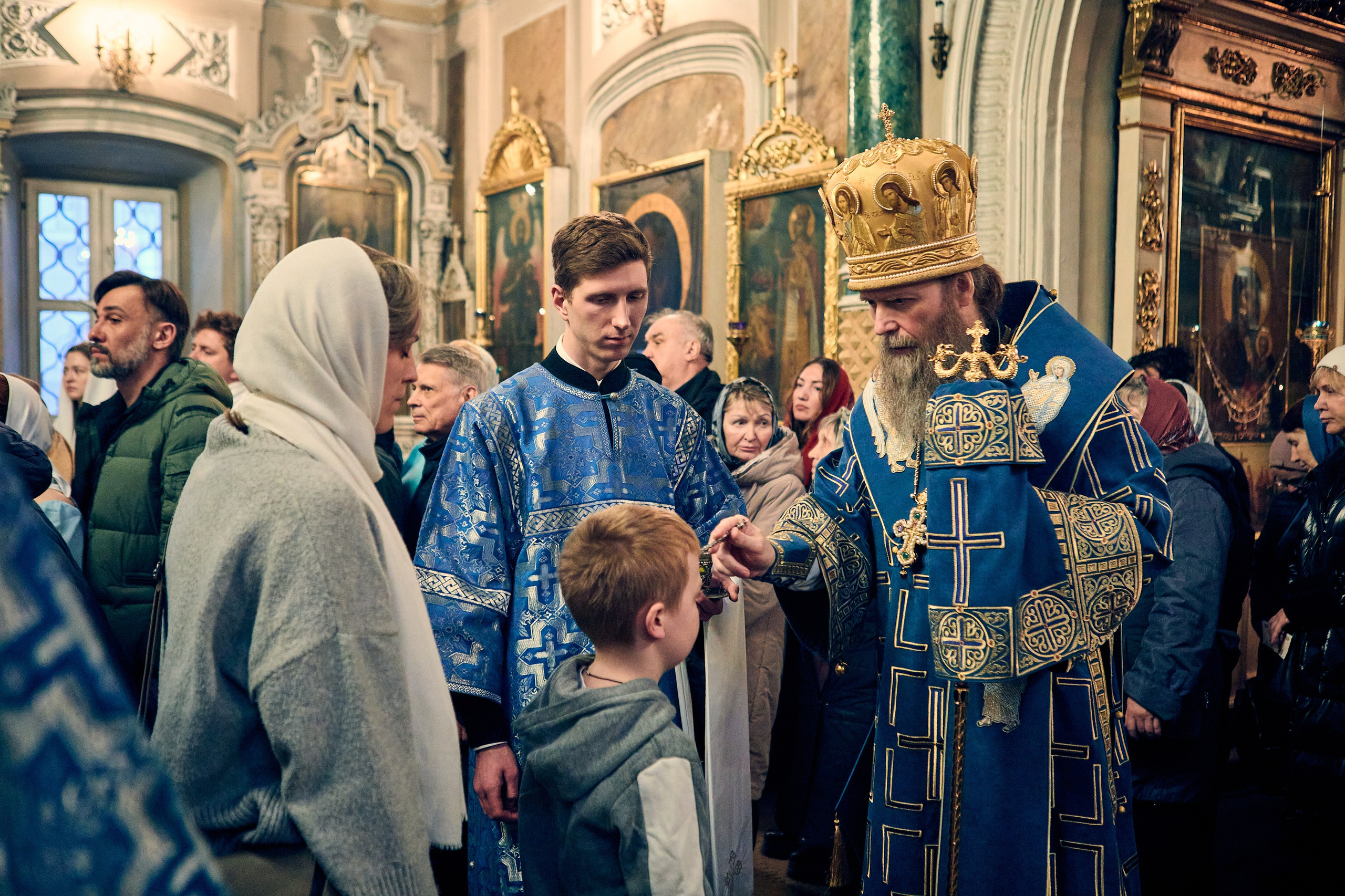 Всенощная на Благовещение Пресвятой Богородицы. DMITRY MOISEENKO — фотограф, художник, топ-стилист