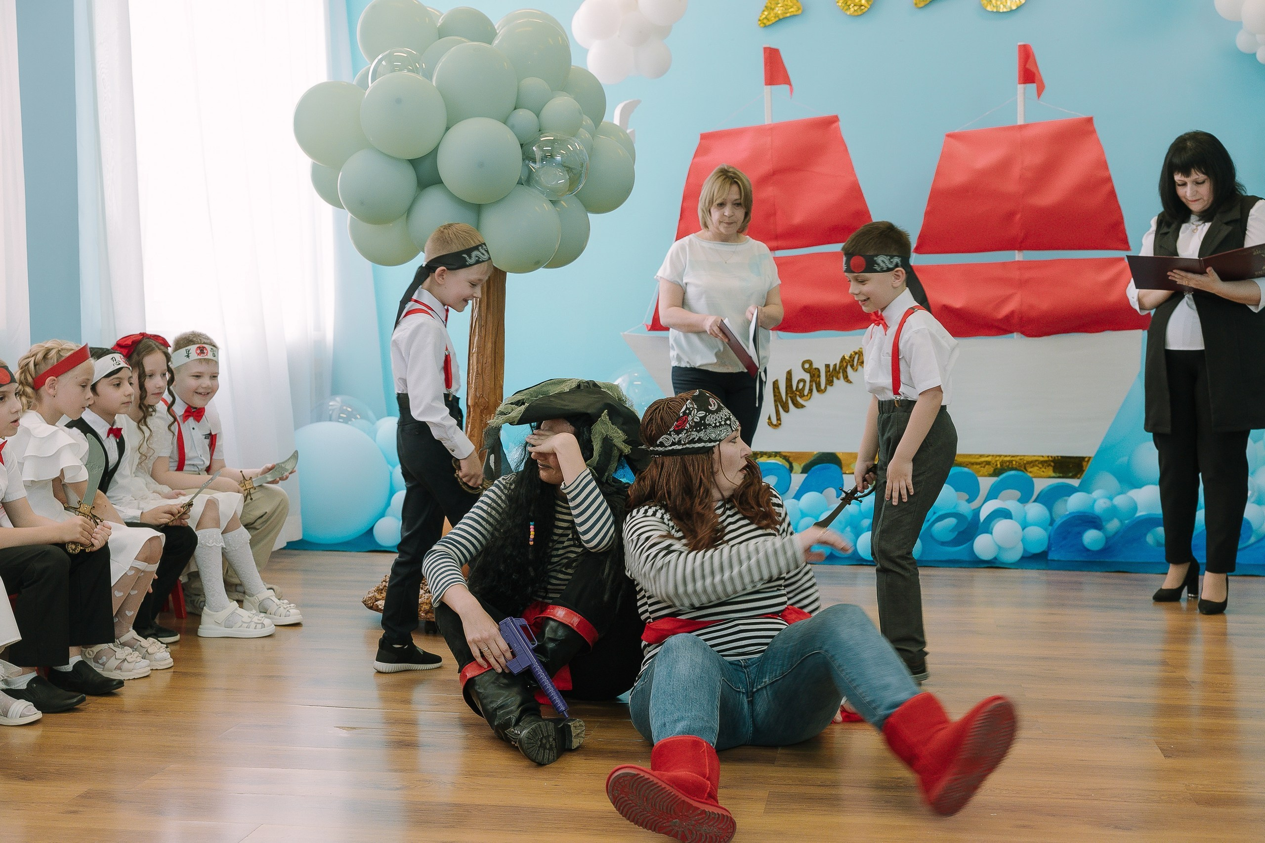 Выпускной 10 ДС. Выпускные альбомы Натальи Бутко: Новороссийск, Анапа, Геленджик