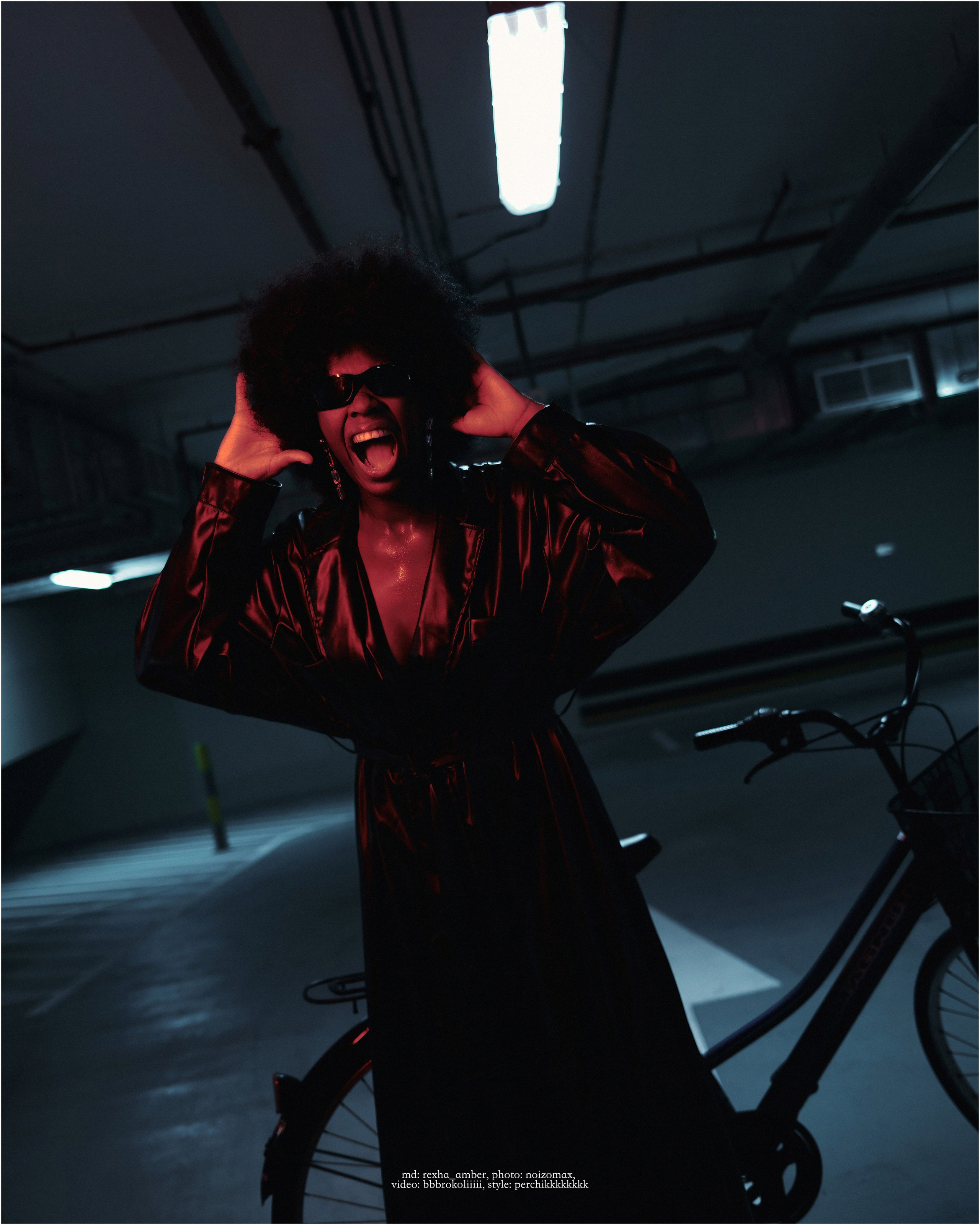 Фотограф Москва. NOIZOMAX Художественный фотограф в Дубай