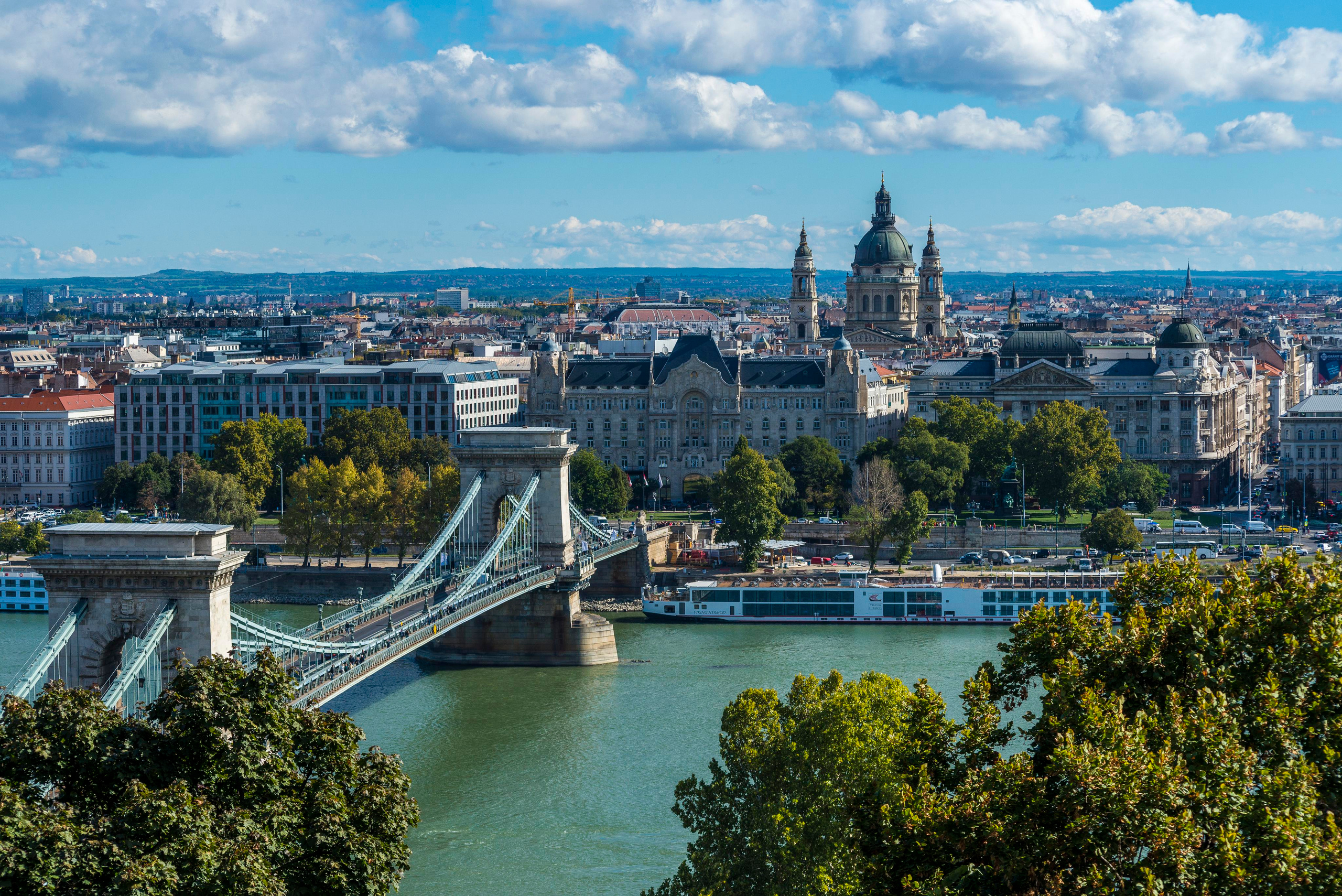 АРТ Город Будапешт. Фотограф Платон Македонский