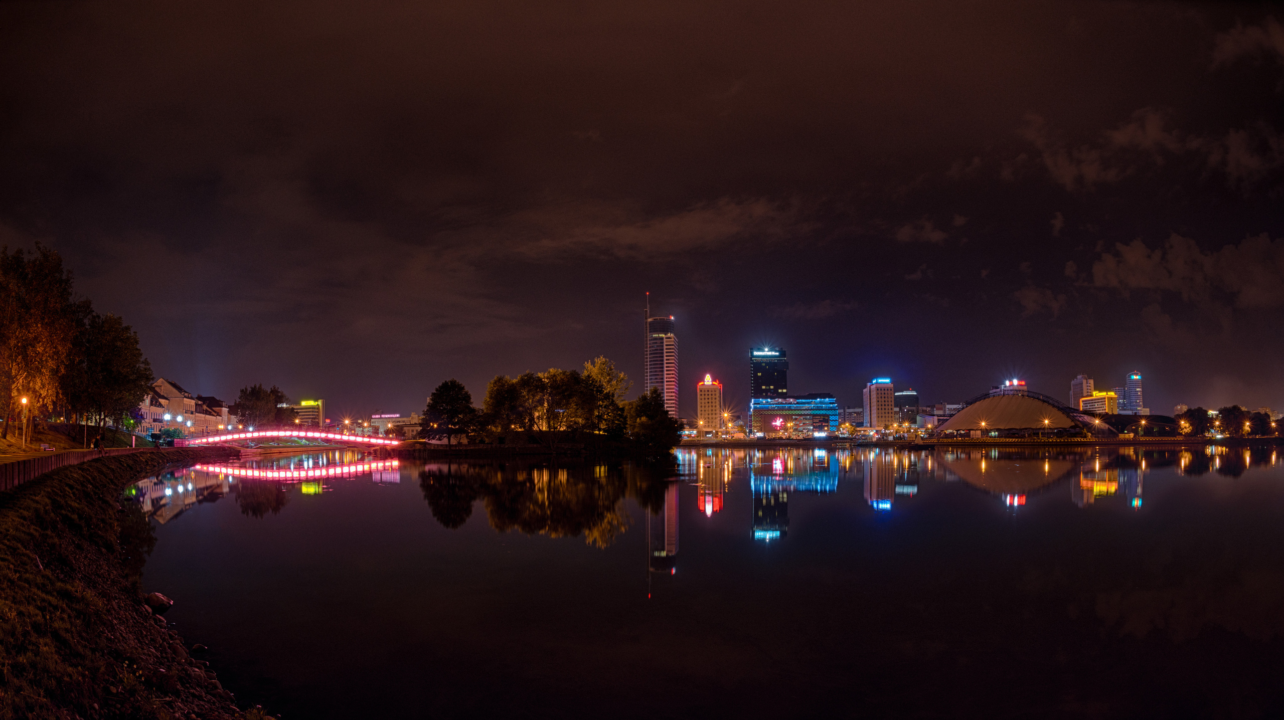 АРТ Город Минск. Фотограф Платон Македонский