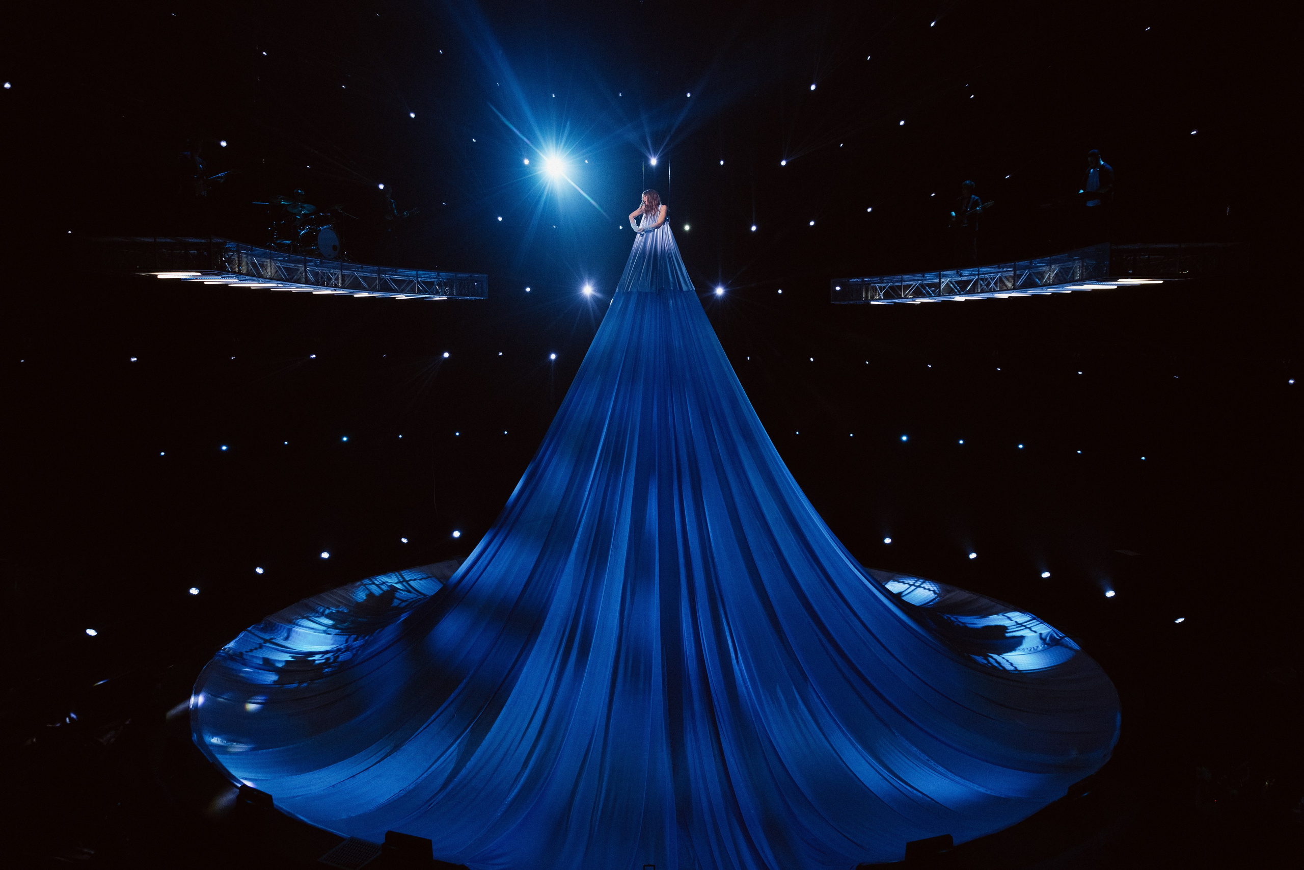 Трибьют песен Игоря Крутого. Олег Левин — профессиональный концертный и бэкстейдж фотограф в Москве