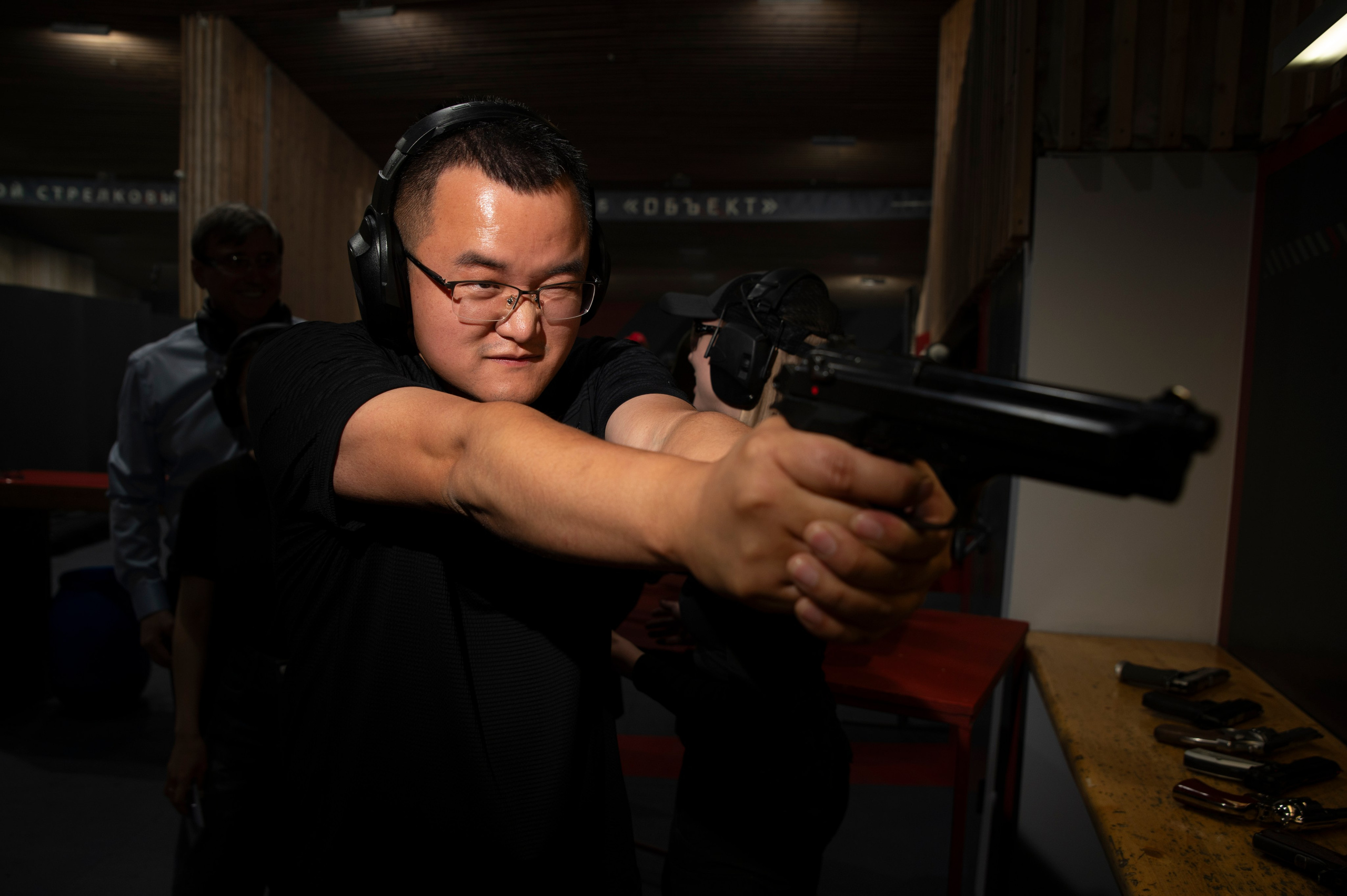 Фоторепортаж из стрелкового клуба «Объект». Фотограф Роман Адлер