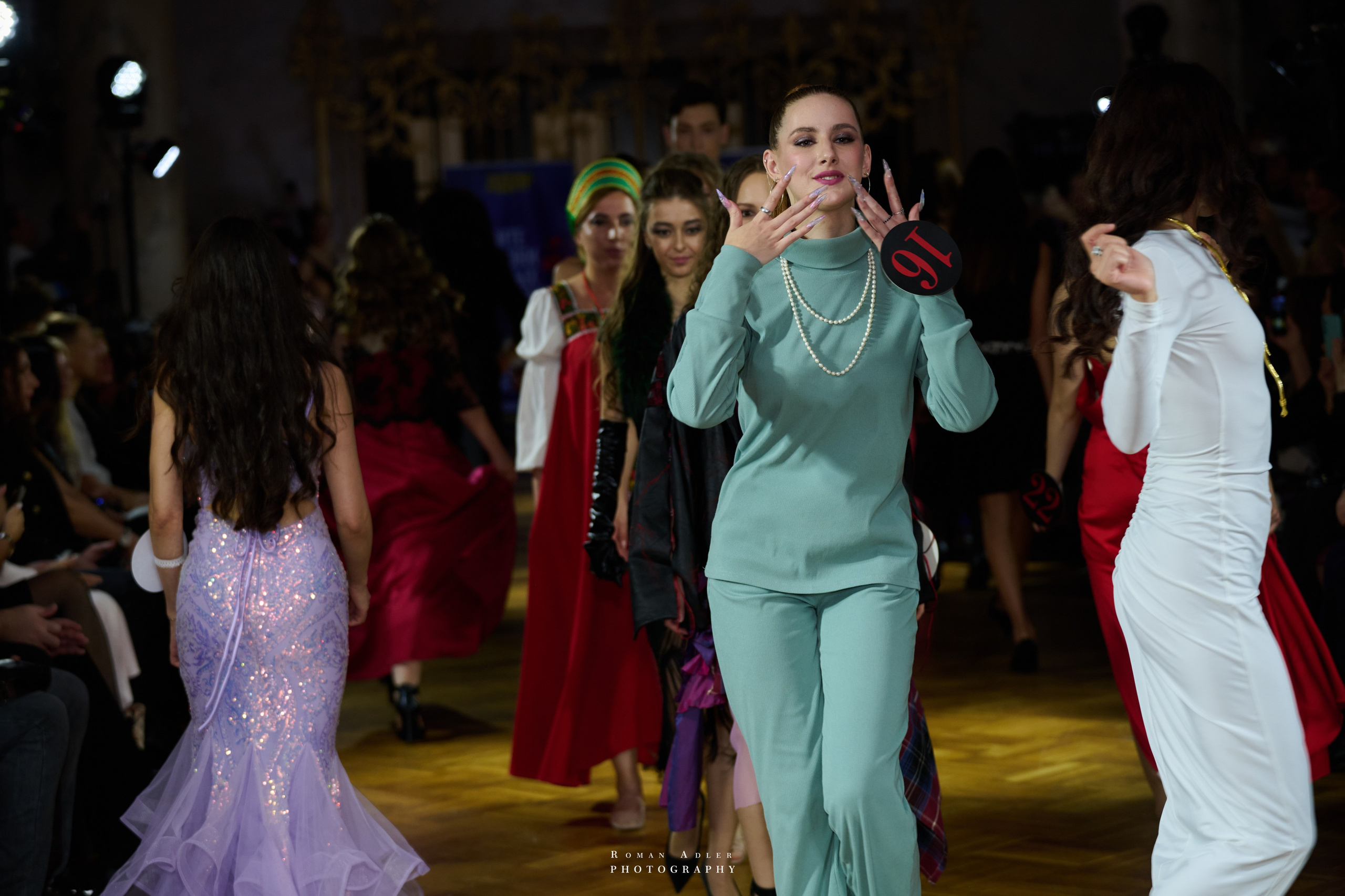 Битва моделей. MG Agency. Фотограф Роман Адлер