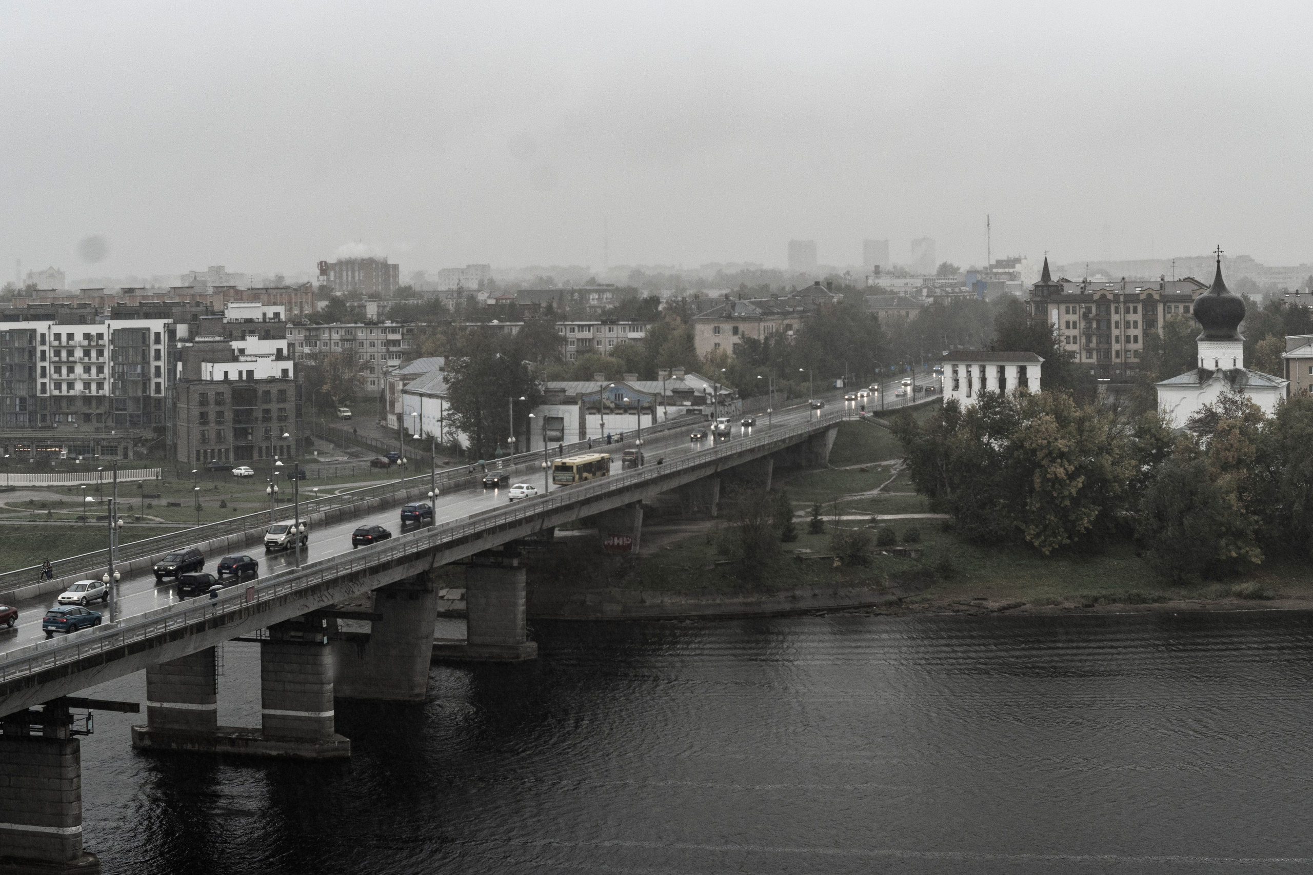 Псков. Октябрь 2023. Фотограф Роман Адлер