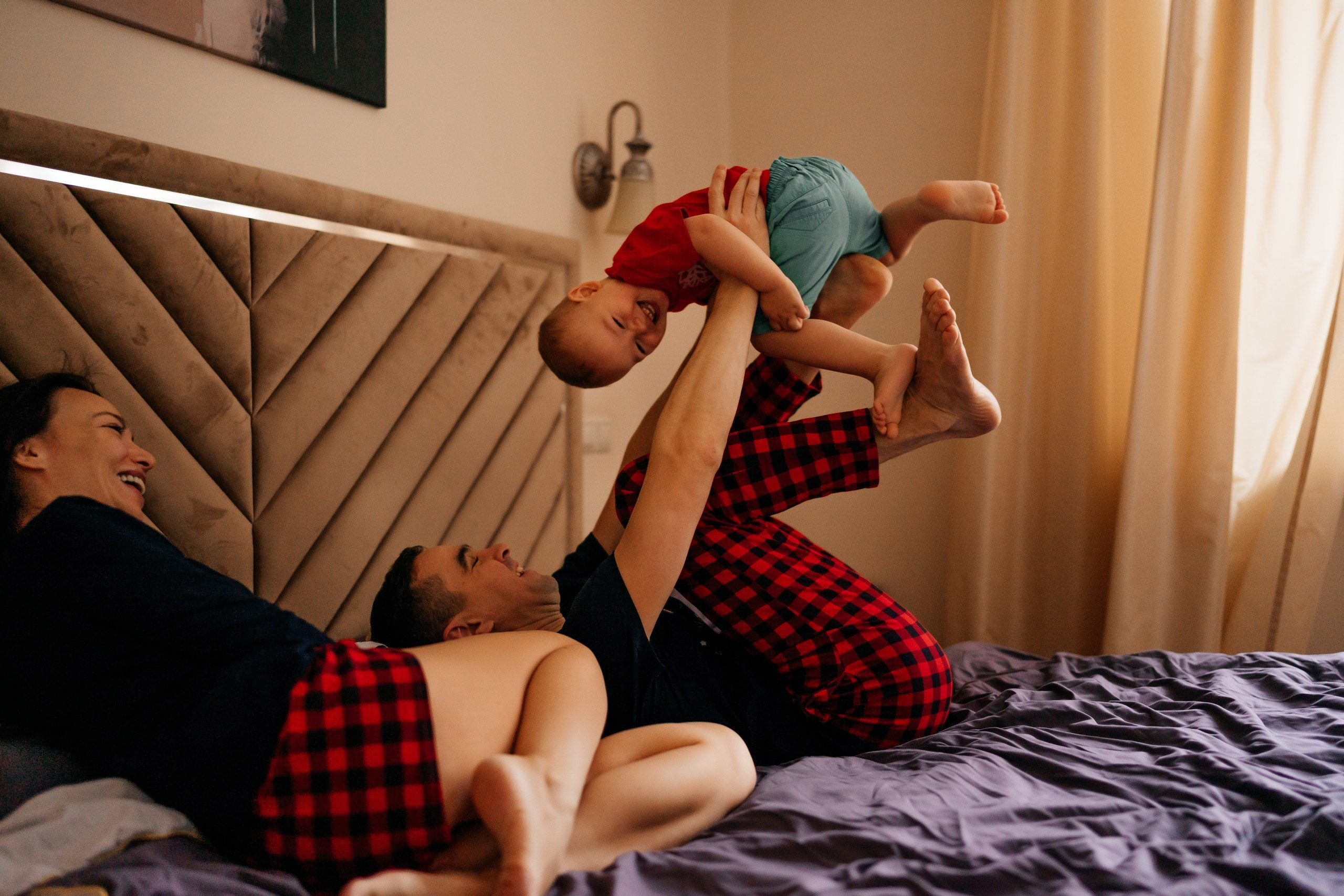 Семейная фотосессия дома. Семейный фотограф в Москве Ирина Жур