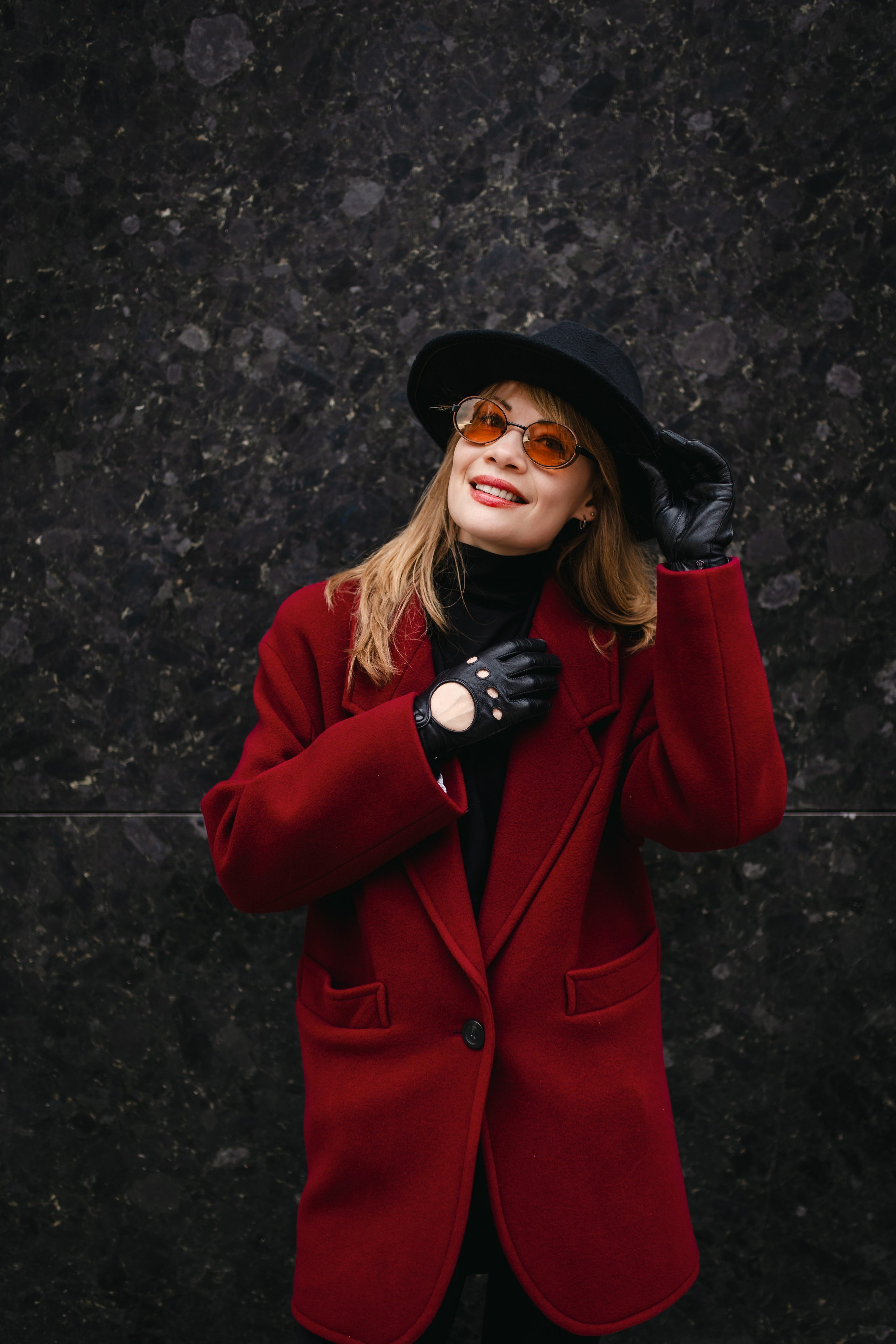 Девушка в красном. Olga.filippova.photo