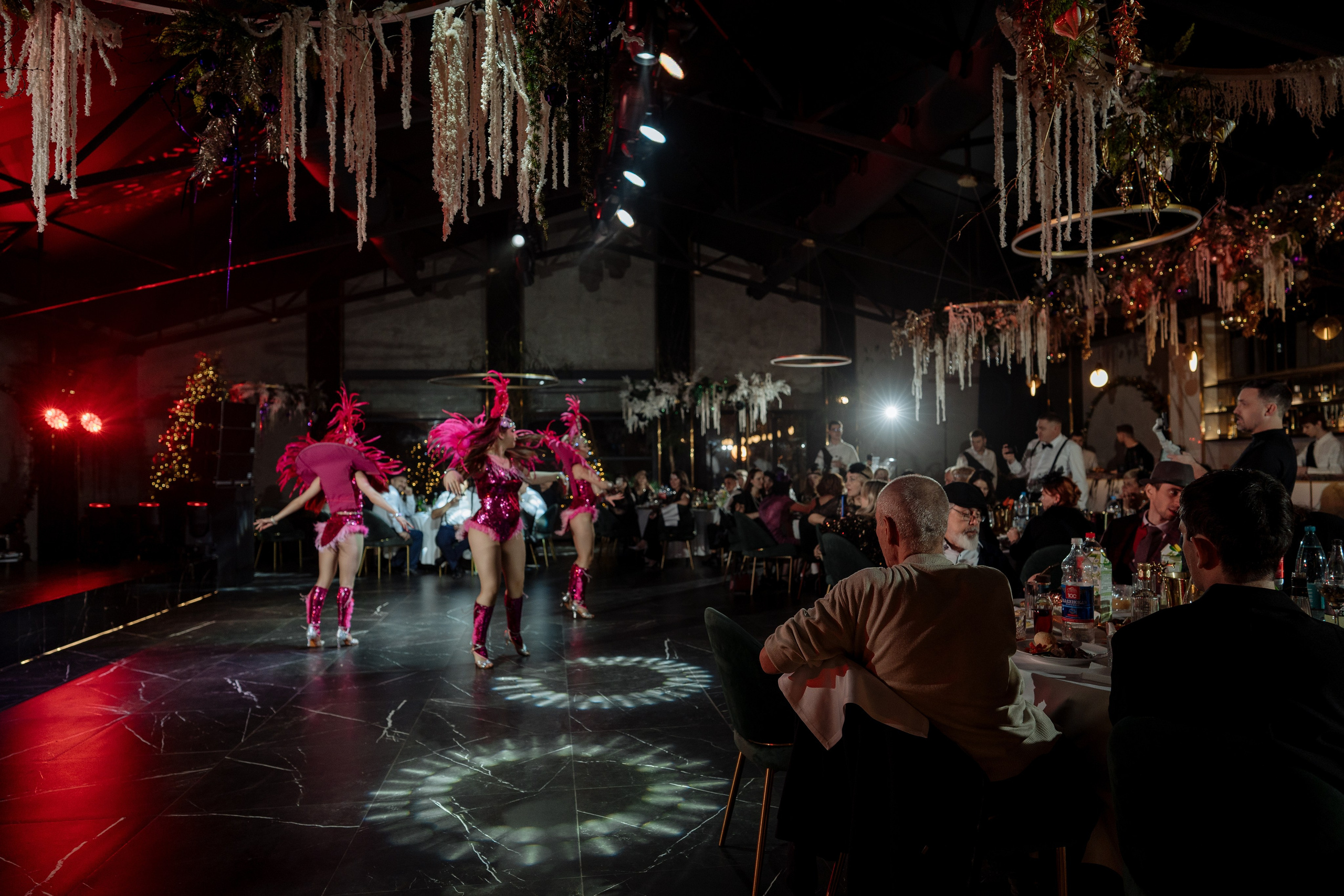 Альбион Тур