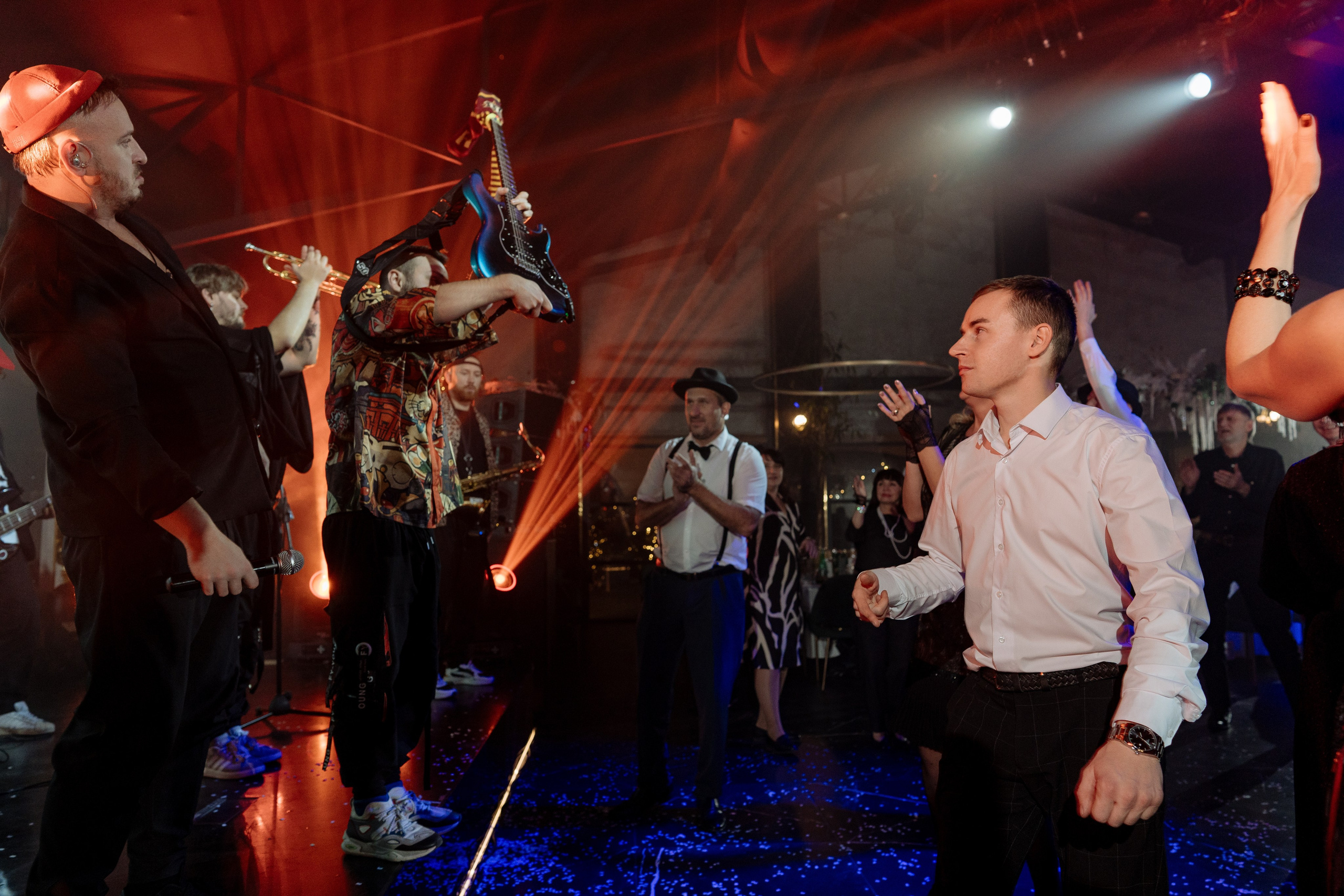 Альбион Тур