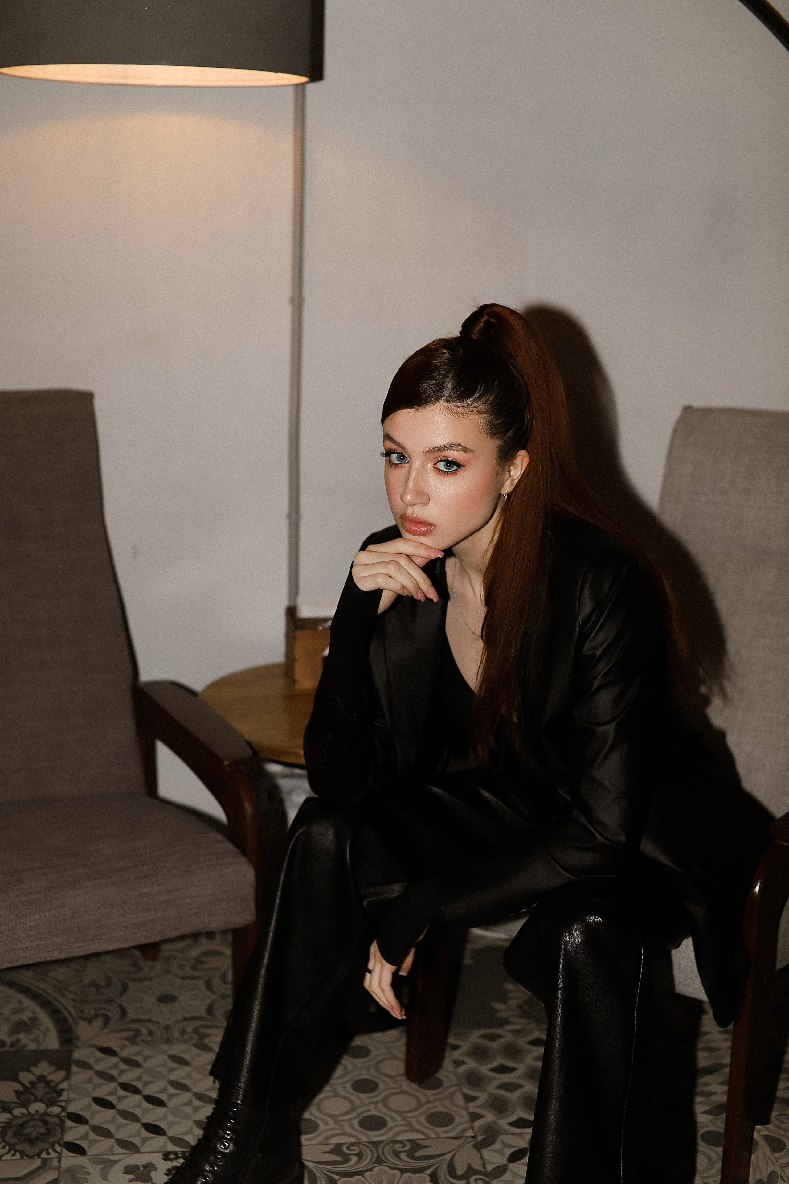 Софи, съемка в кофейне