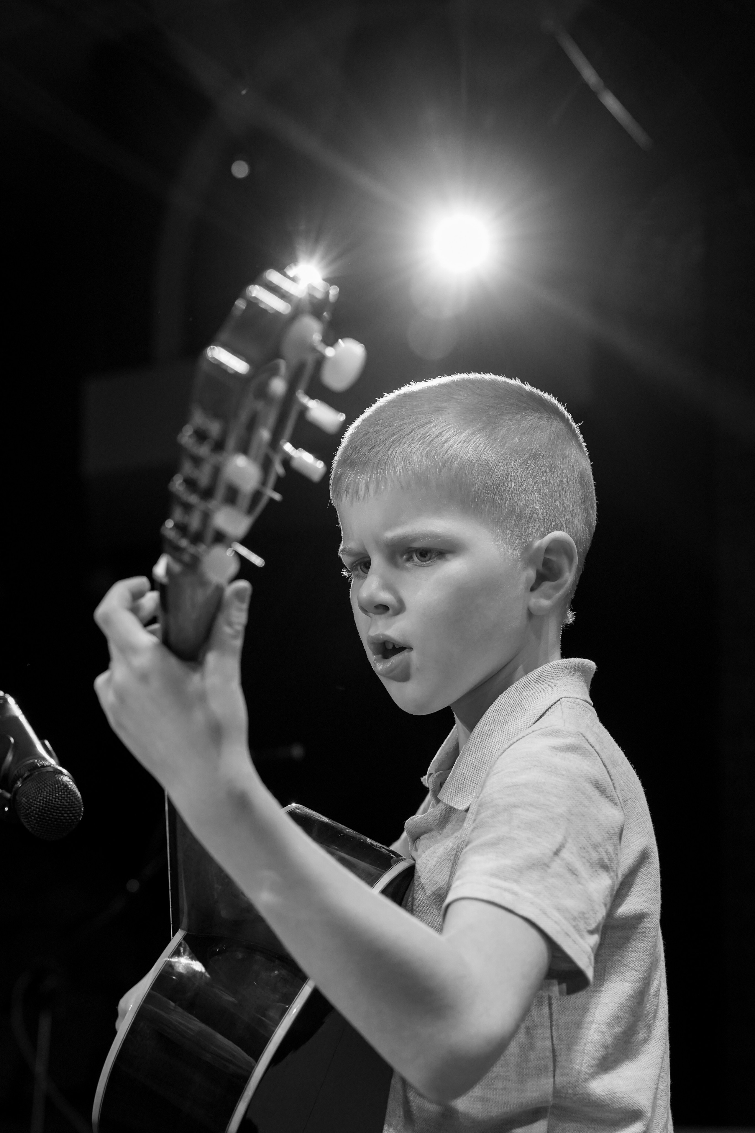 Репортаж выставки и концерта ко дню информирования об аутизме. Детский, семейный фотограф: newborn, беременность, годовасие, репортаж. Москва