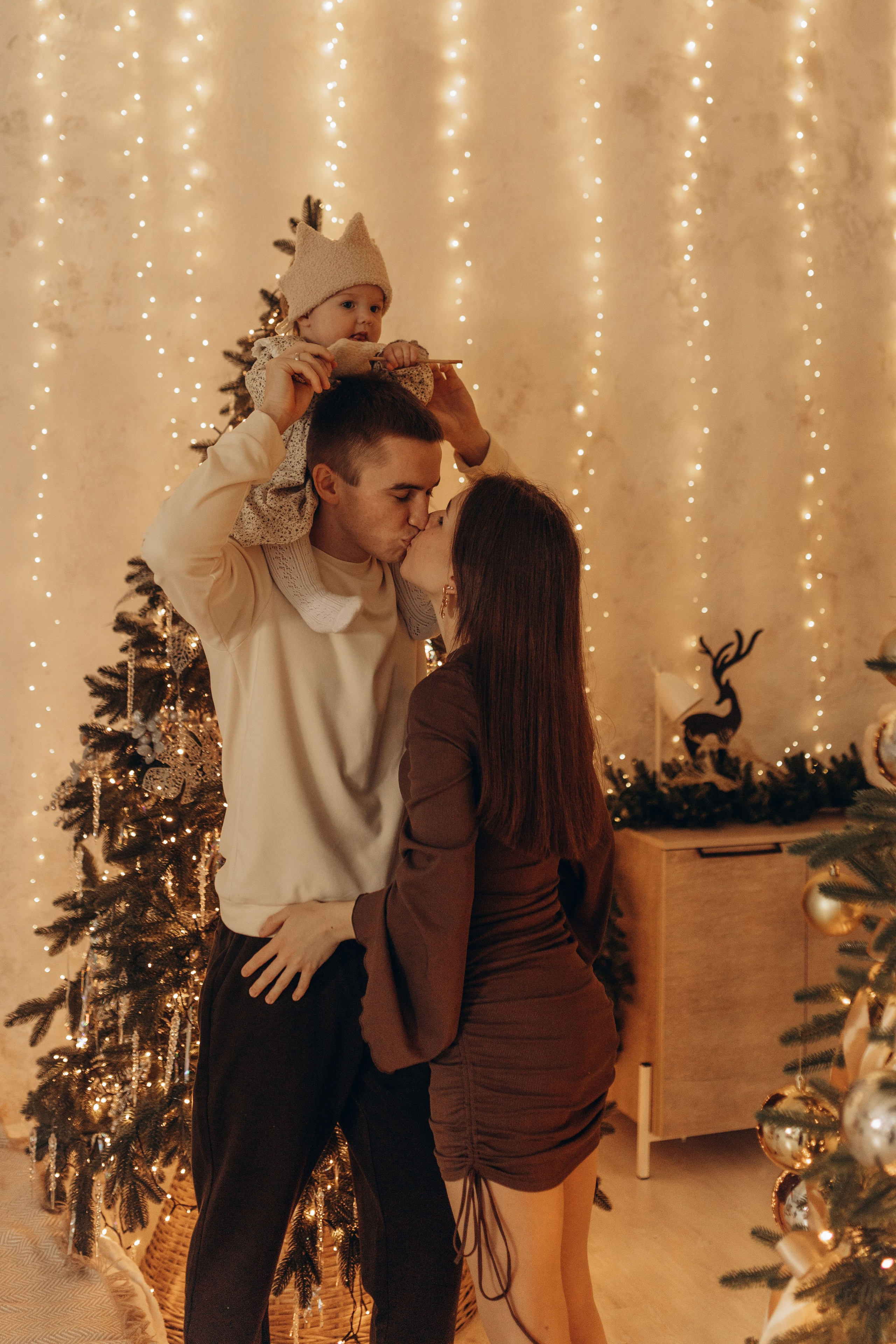 Новогодняя история Дмитрия, Полины и Анюты. Фотограф в Ставрополе Svetlana Matveeva