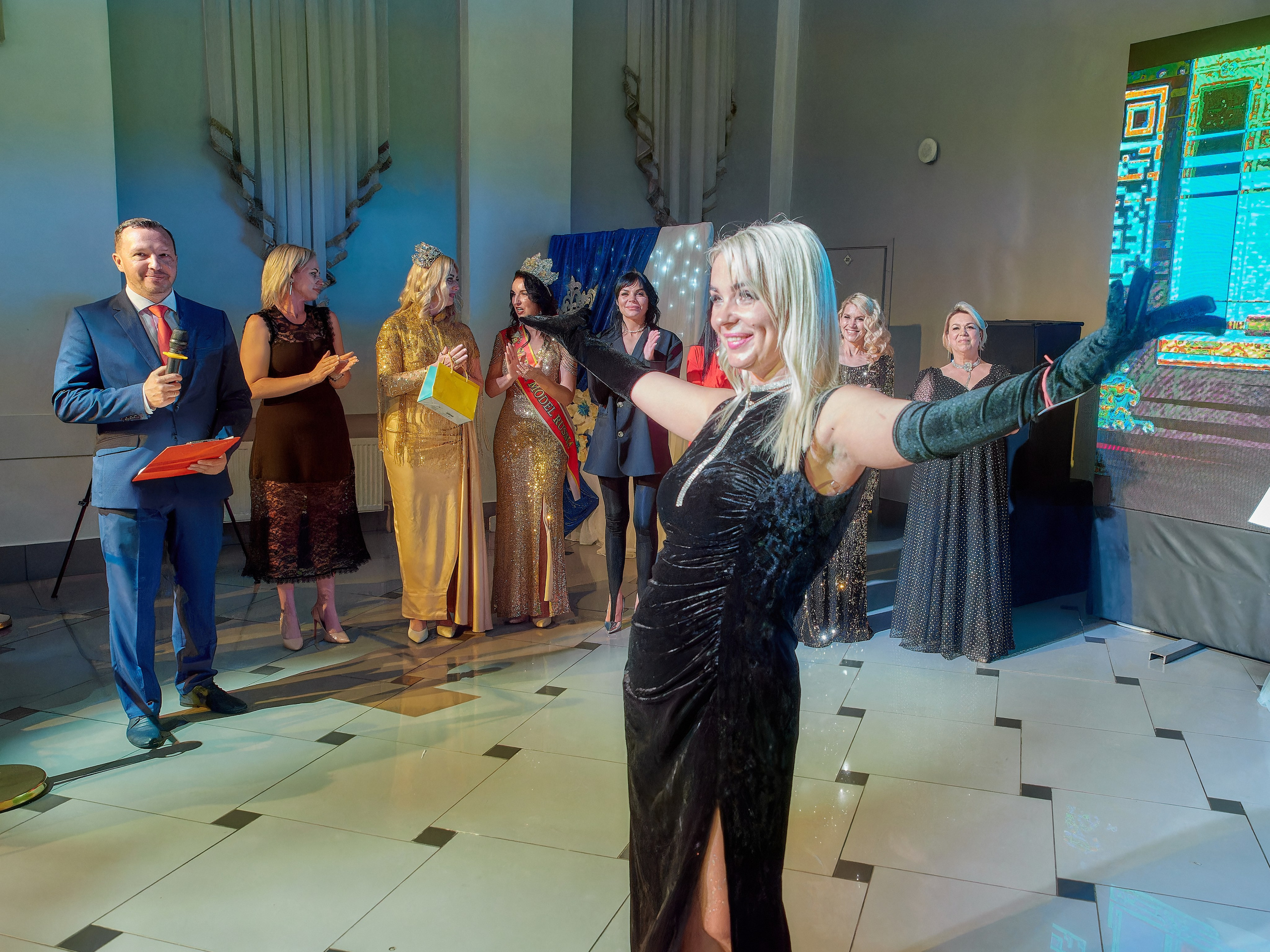 Блондинка Междуреченска. Семейный и детский фотограф в Междуреченск Олег Бамбульский