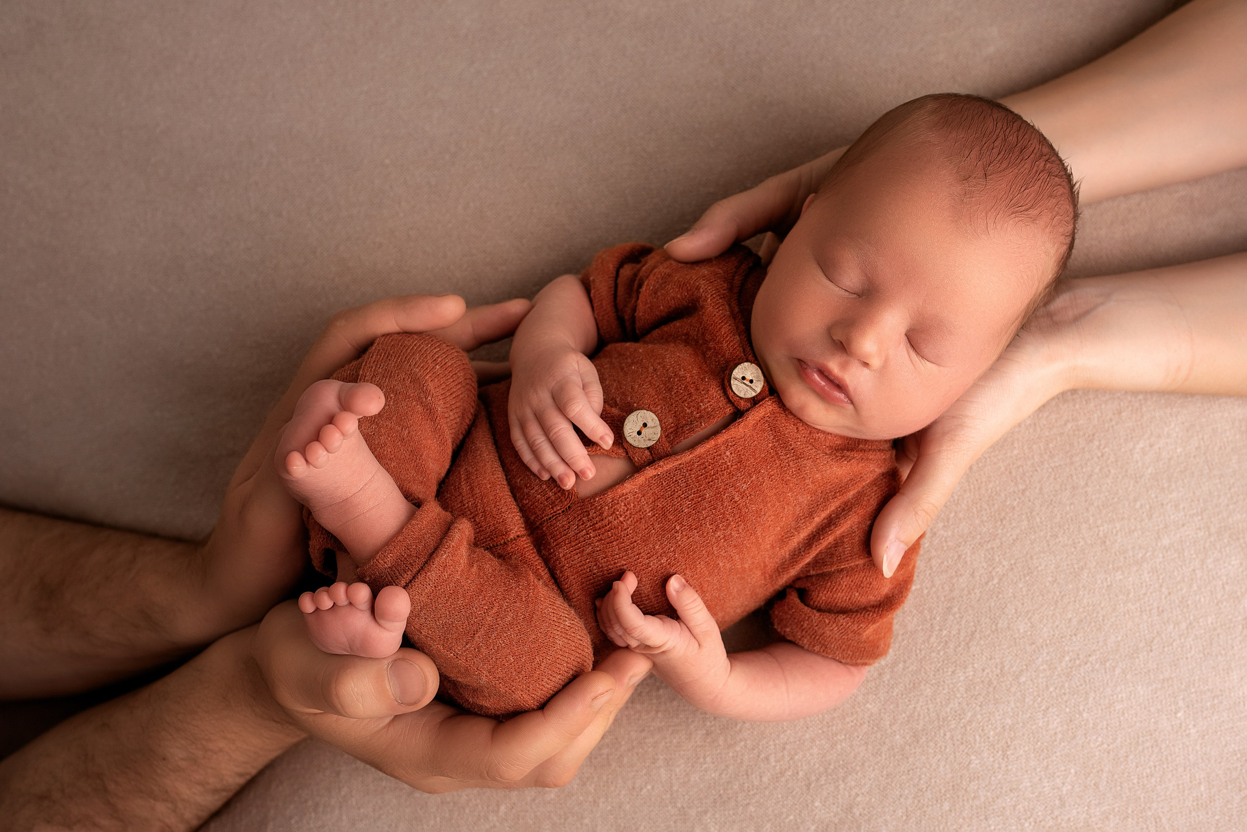 Новорождённые мальчики. Детский фотограф новорождённых в Минске Боровик Екатерина