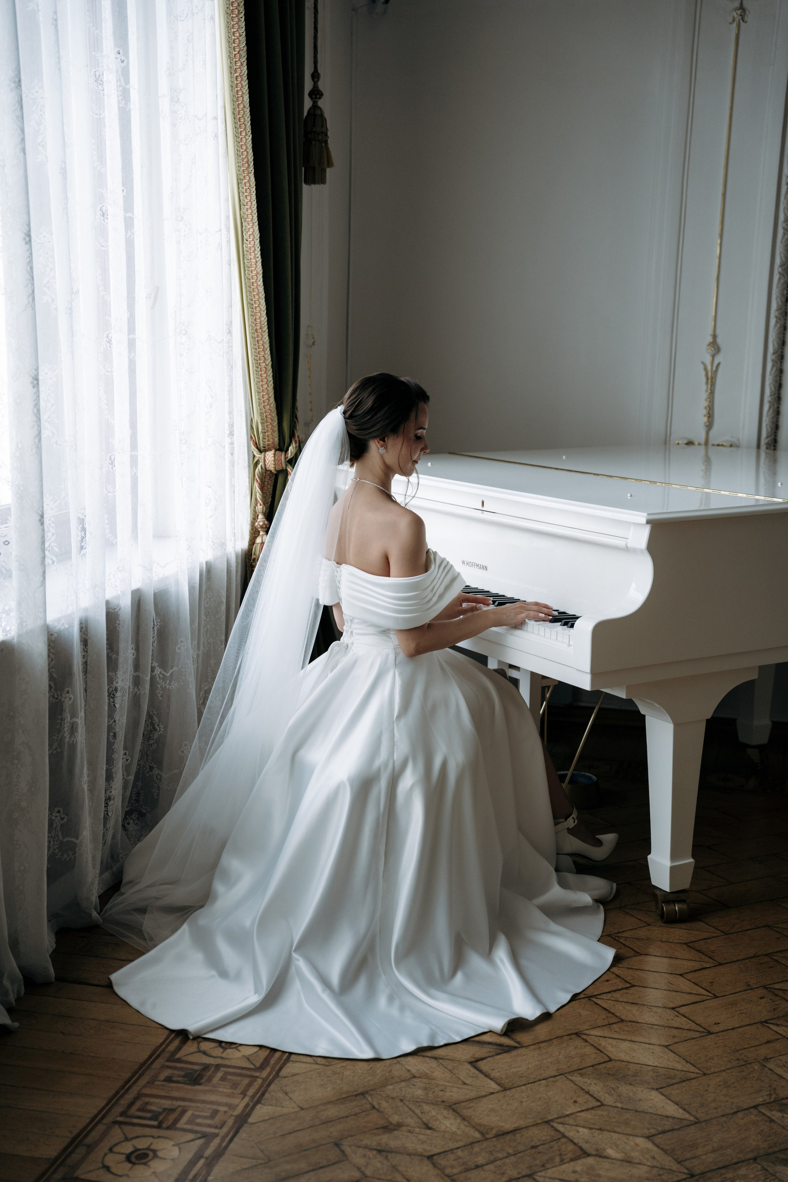 Свадебная фотосессия для Кристины и Мирослава, утро жениха и невесты. Свадебный фотограф в Тамбове Павел Четвертков