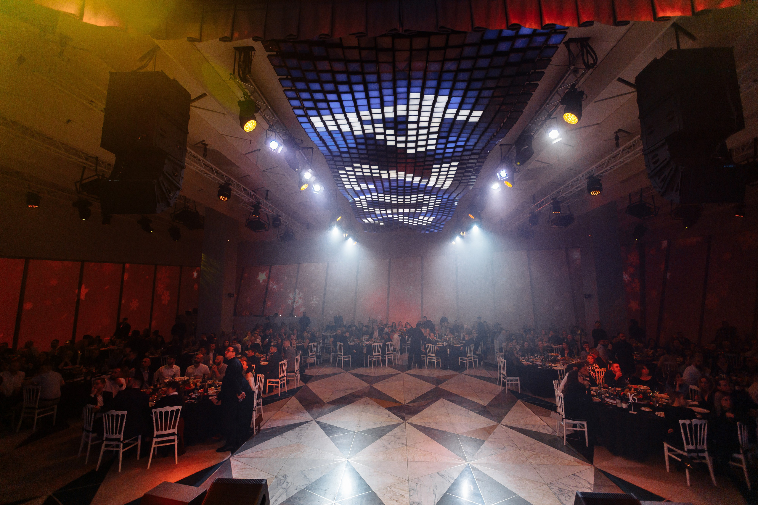 Корпоратив ПолСтраны. Свадебный и портретный фотограф в Королёве Сергей Чихарев