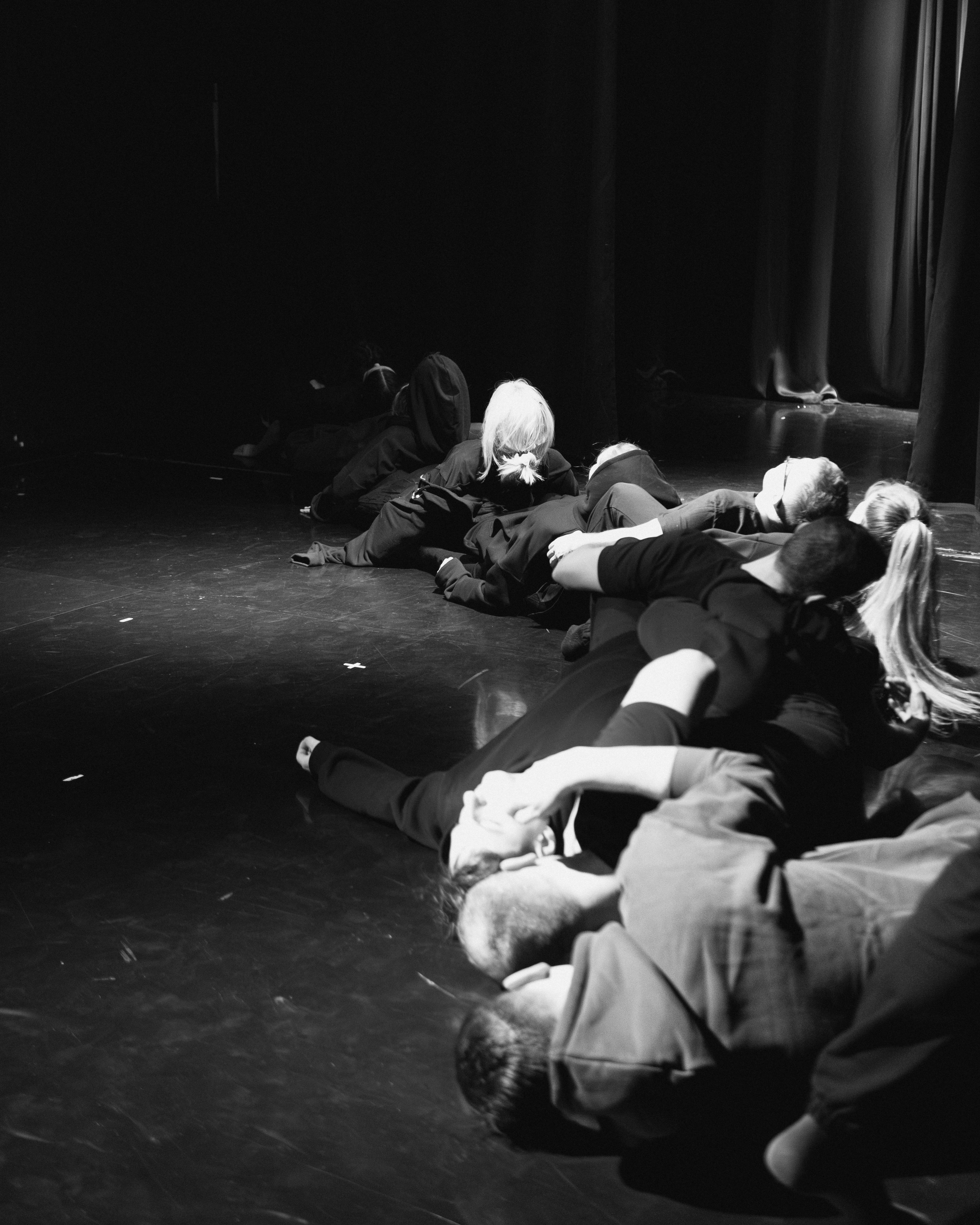 Показ группы Advanced 6 — Физический театр. Репортажный и портретный фотограф Андрей Гаровский