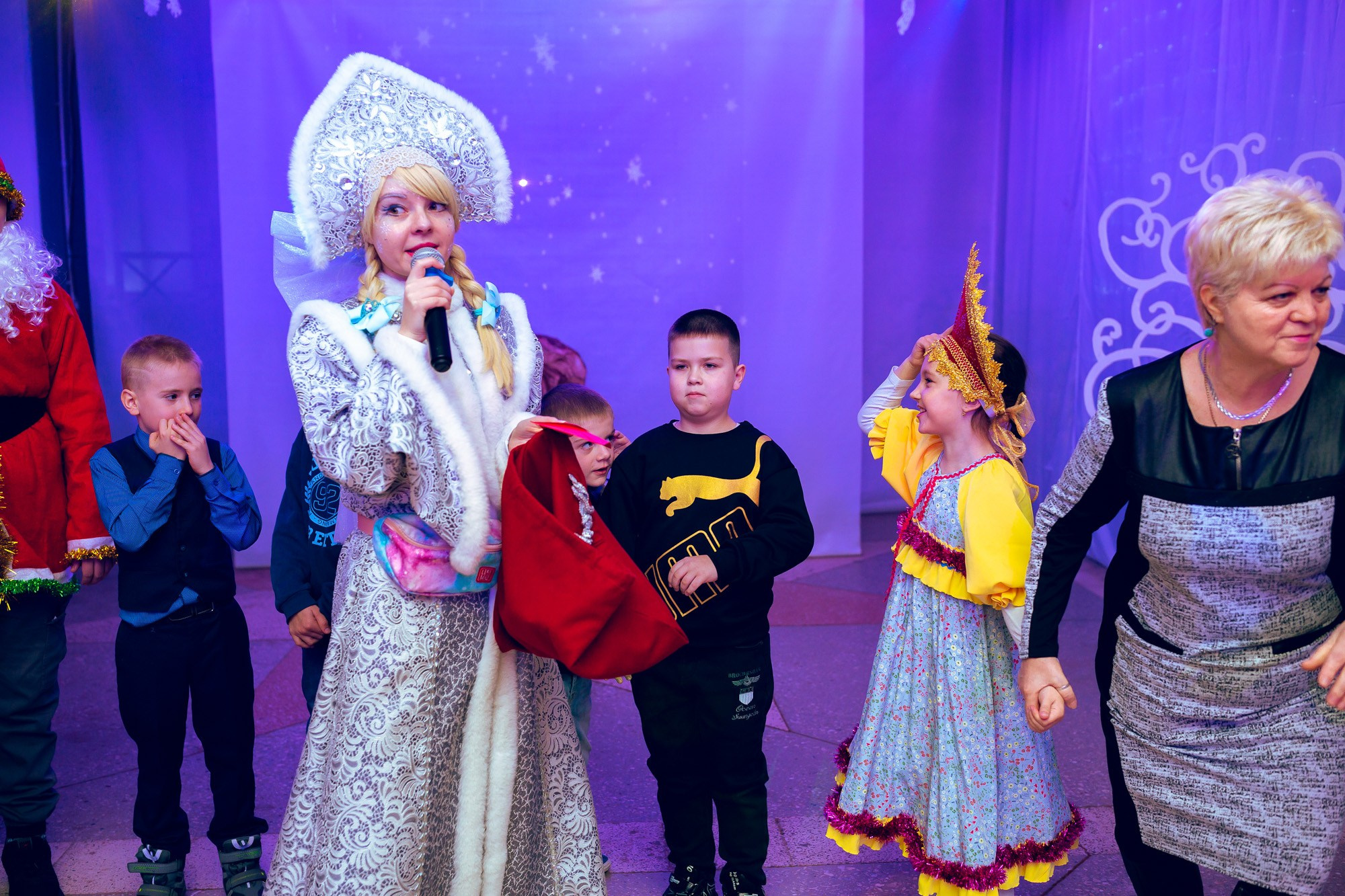 Новогодний детский утренник. Андрей Кровлин — фотограф в Славянке