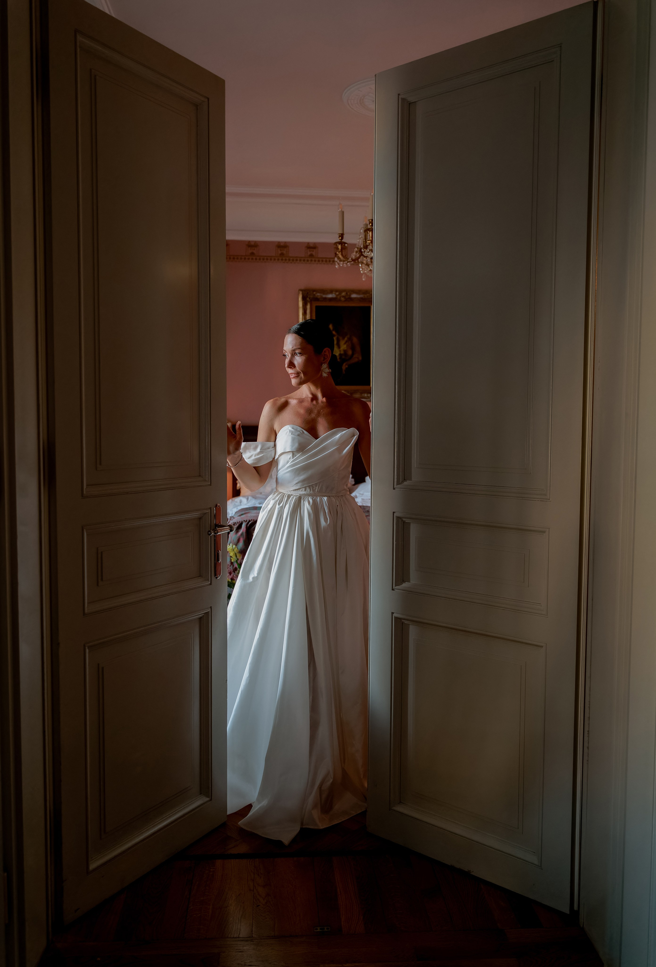 Классическая свадьба в самом центре сердце Москвы в отеле «Националь». Tarasov-stroganova.ru