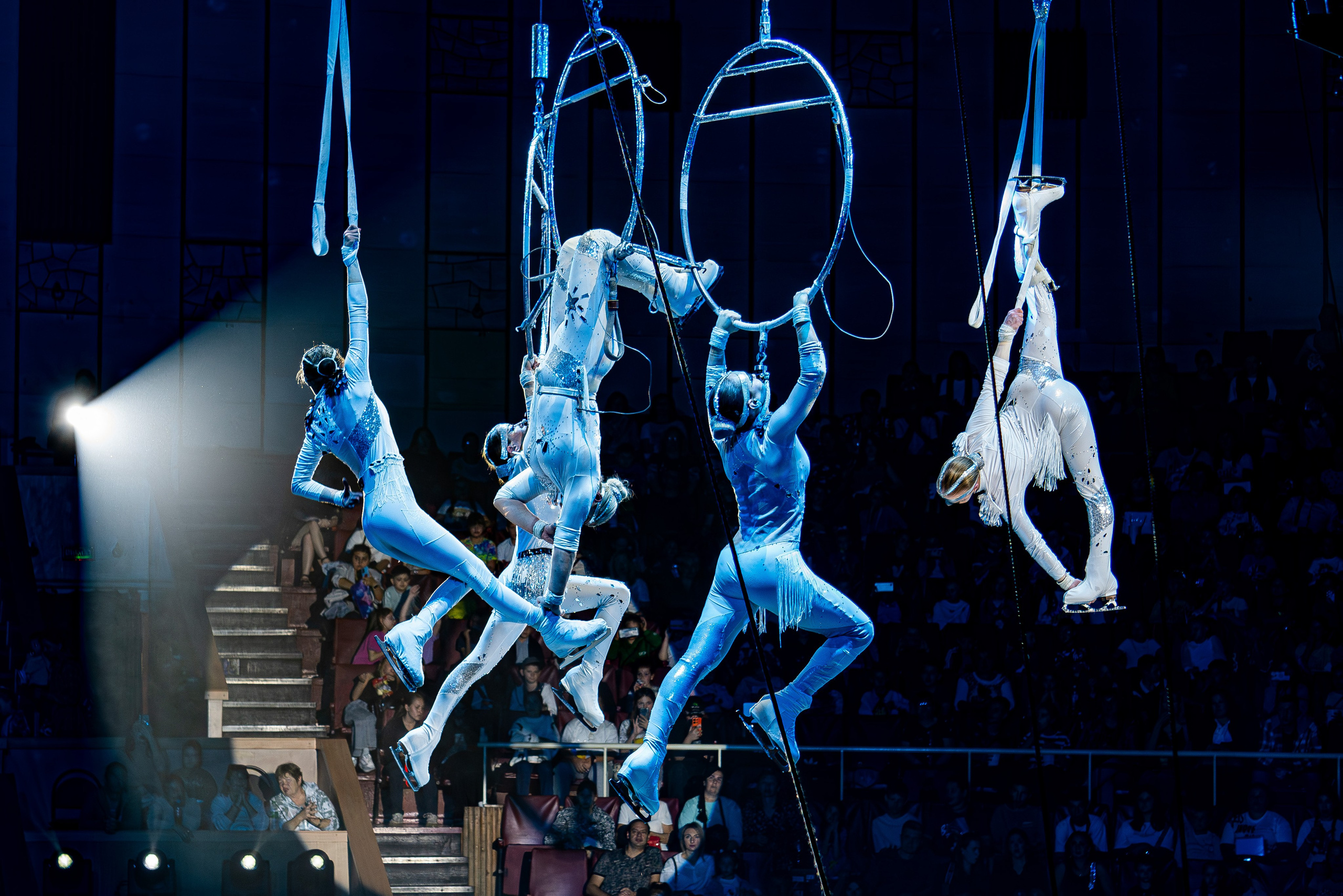 Цирк на льду «Айсберг» в Луганске. Фотограф в РФ и ЛНР Юлия Федосеева