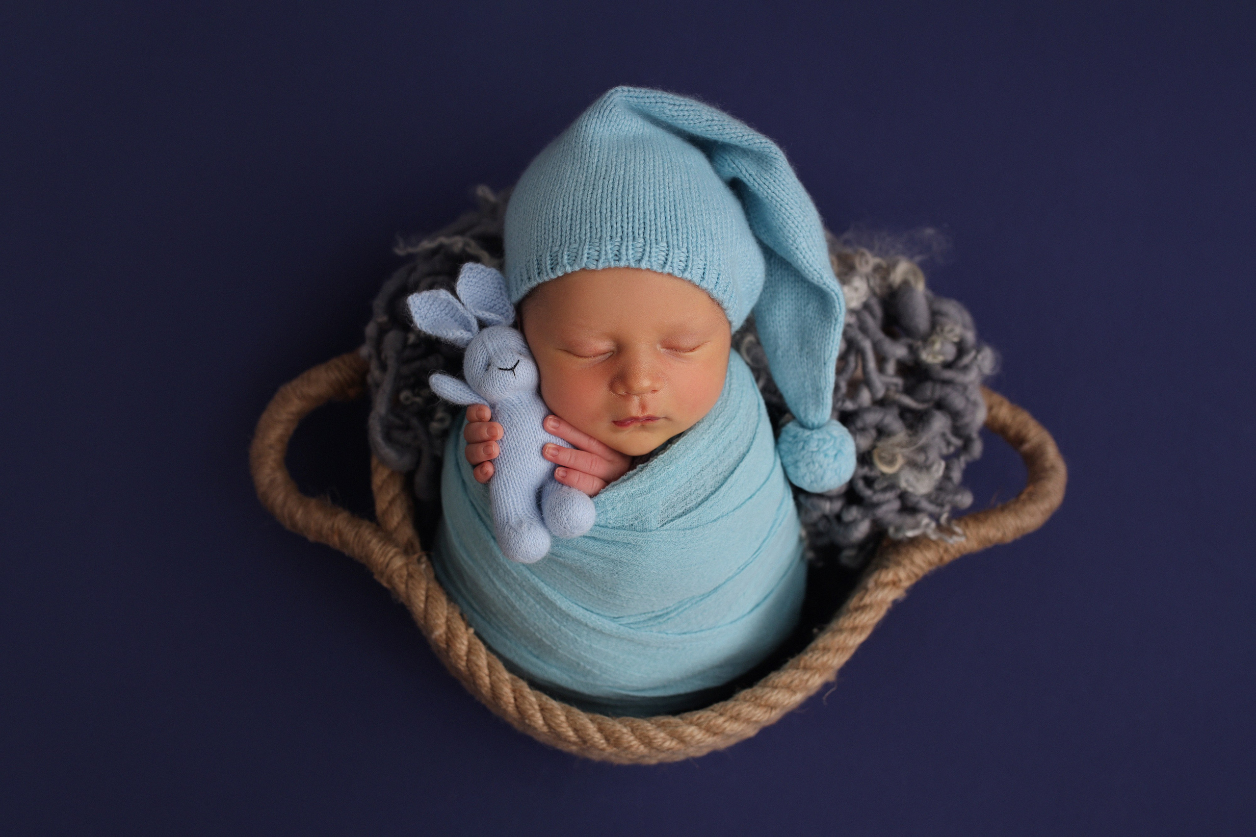 Новорожденные. Семейный фотограф и фотограф новорожденных в Санкт-Петербурге Алевтина