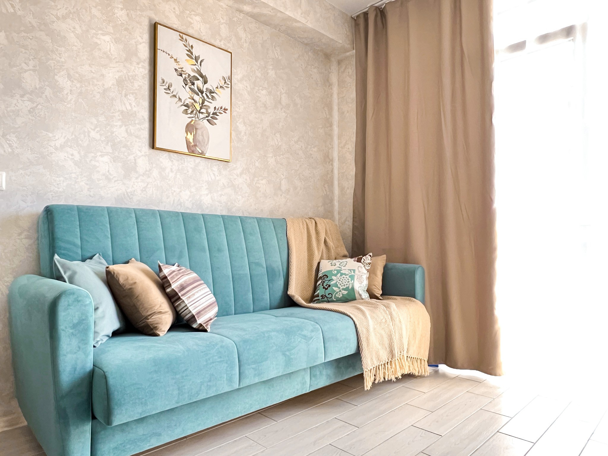 Апартаменты в городе-курорте Сочи. Квартиры посуточно, длительно в Сочи, LARA APART GROUP