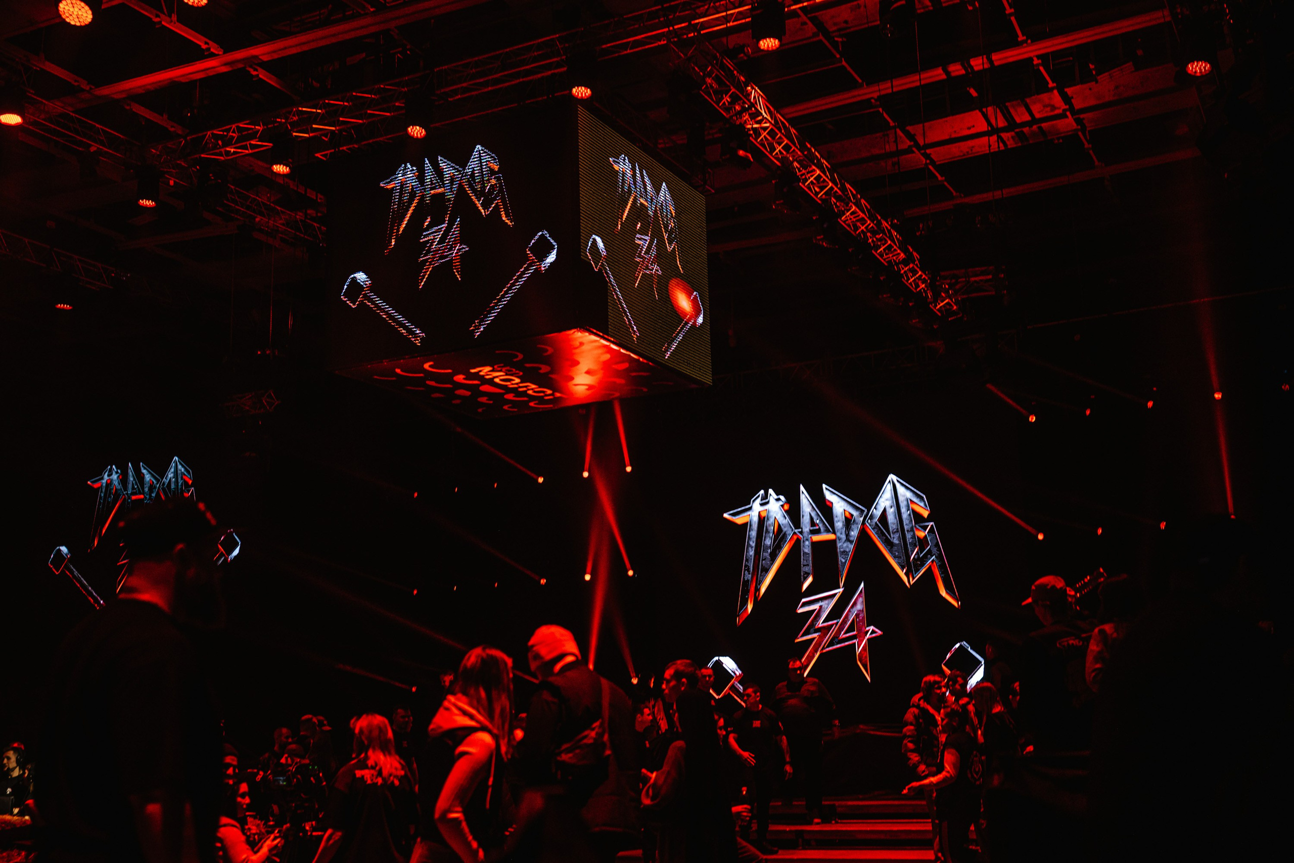 TOP DOG 2. Максим Комаров — Профессиональный фотограф