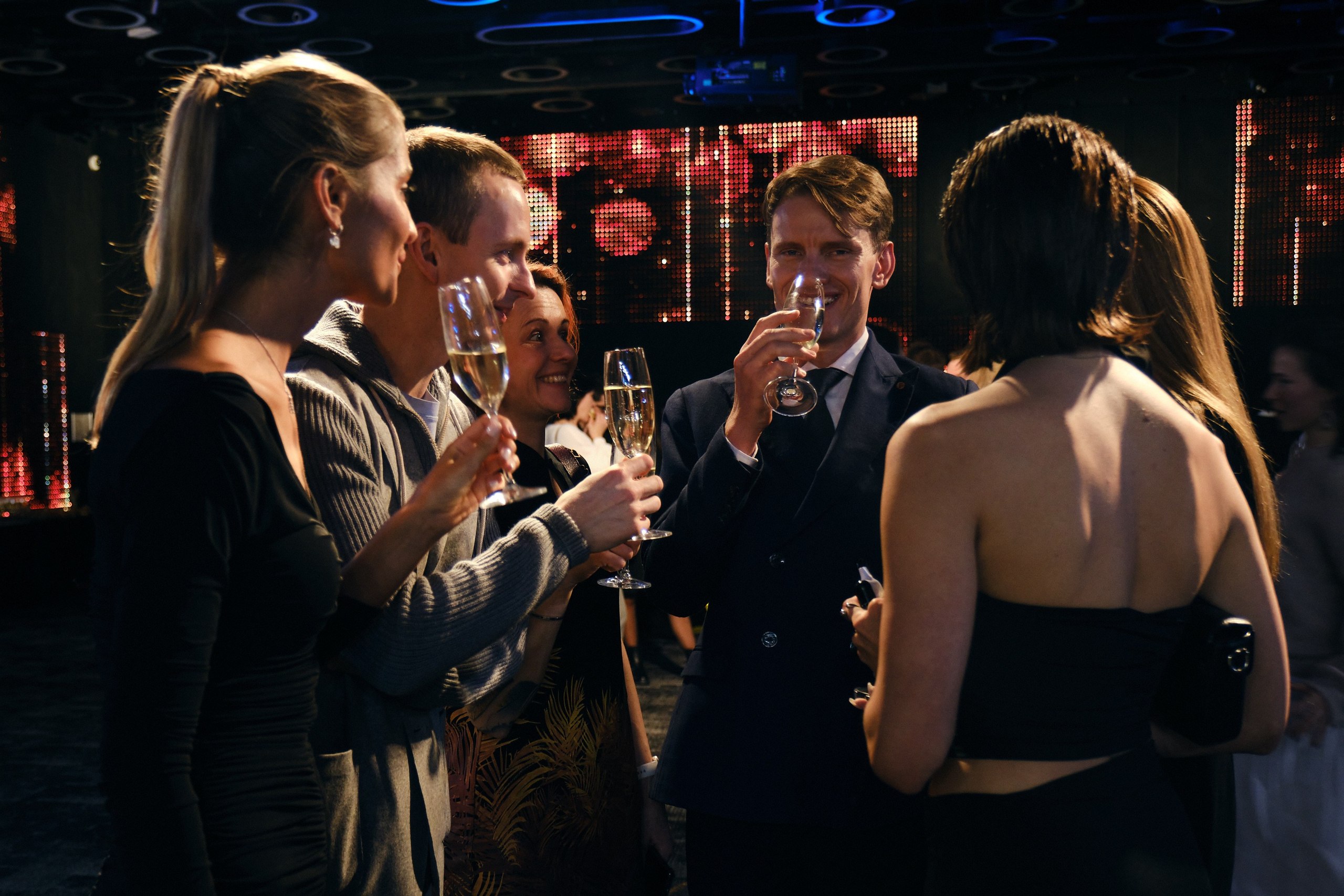 Новогодний корпоратив РБК + концерт Дискотека авария. Профессиональный фотограф в Москве Павел Жданов