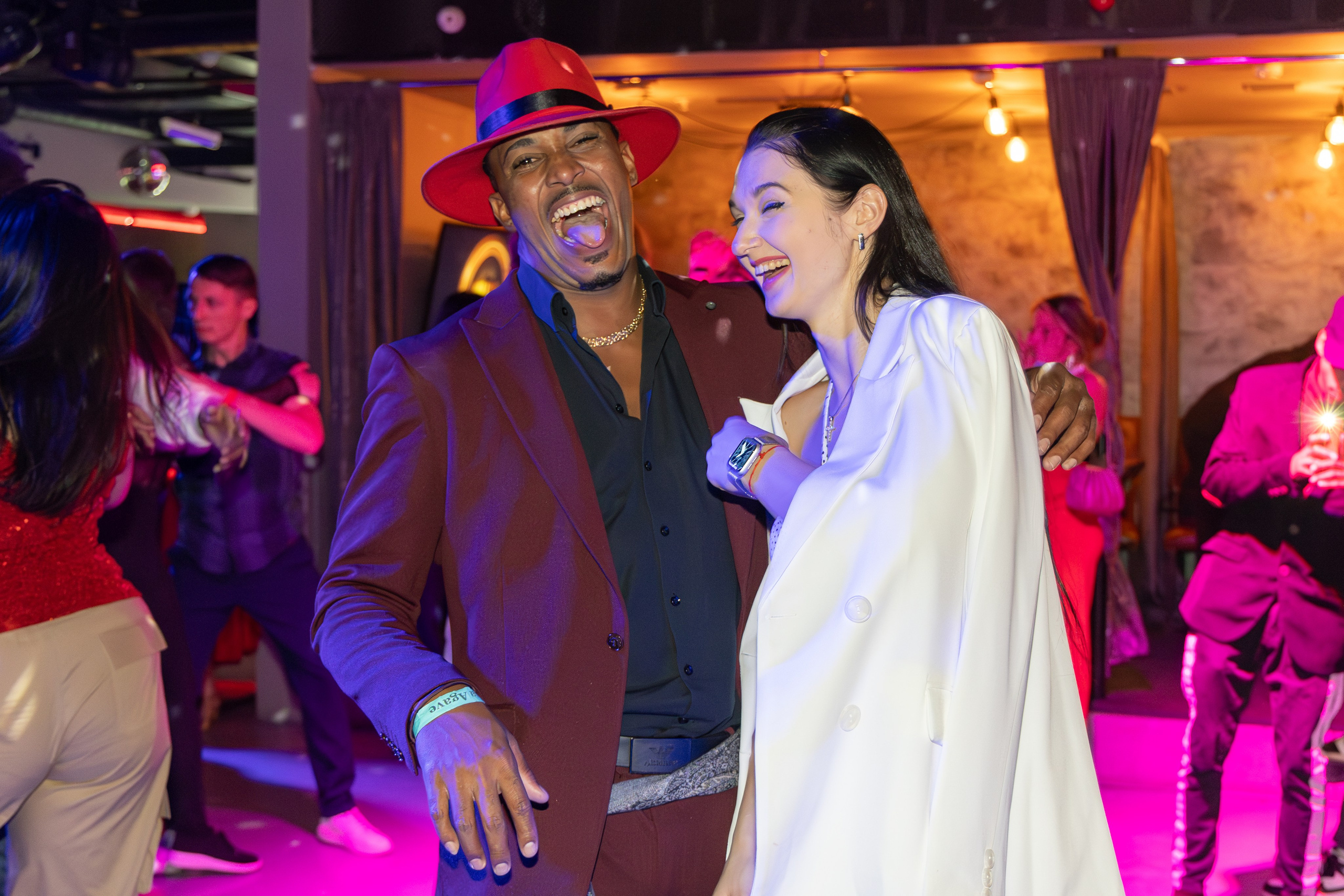 Клуб. Photomantis