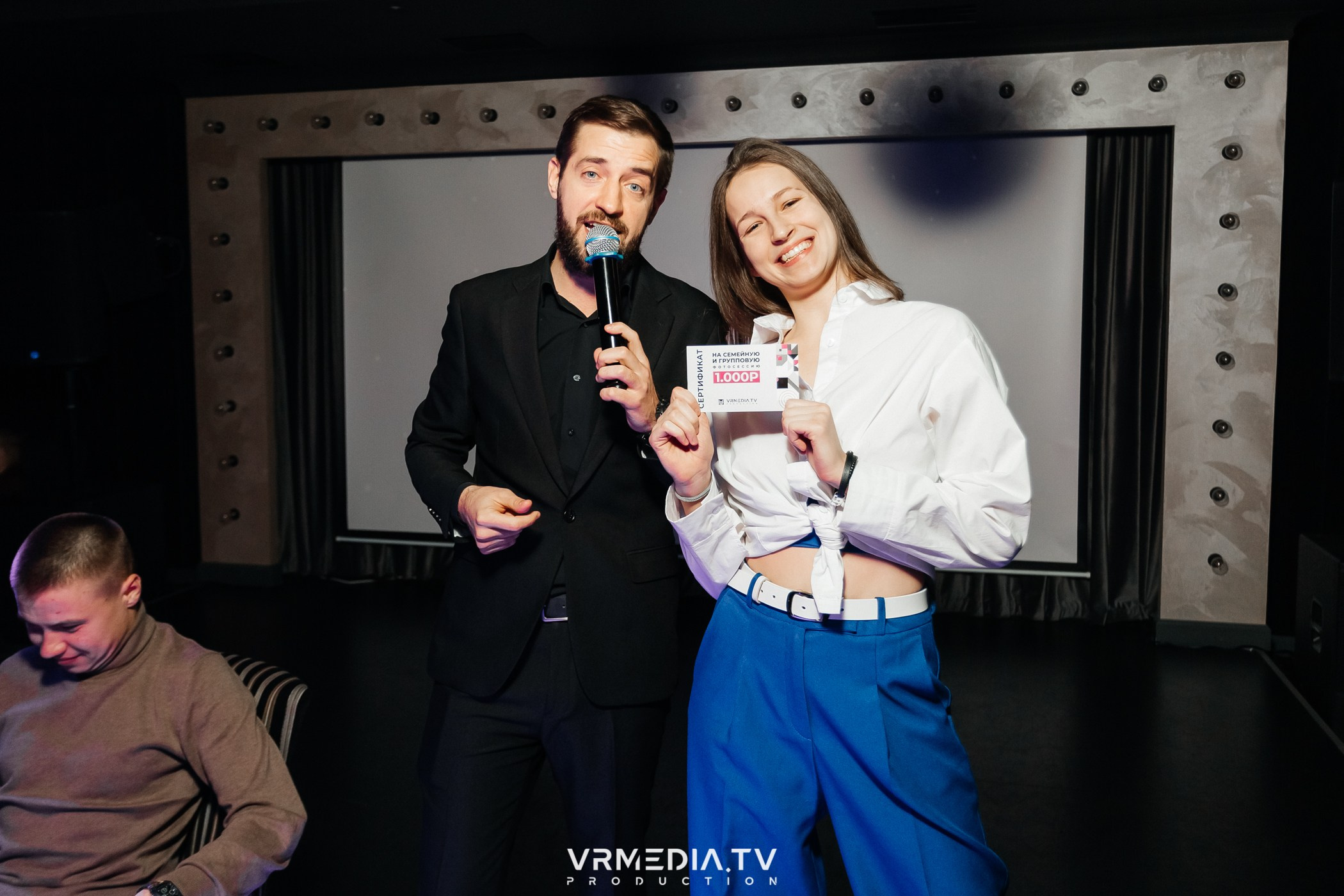 Выходные в караоке-баре «Volna»