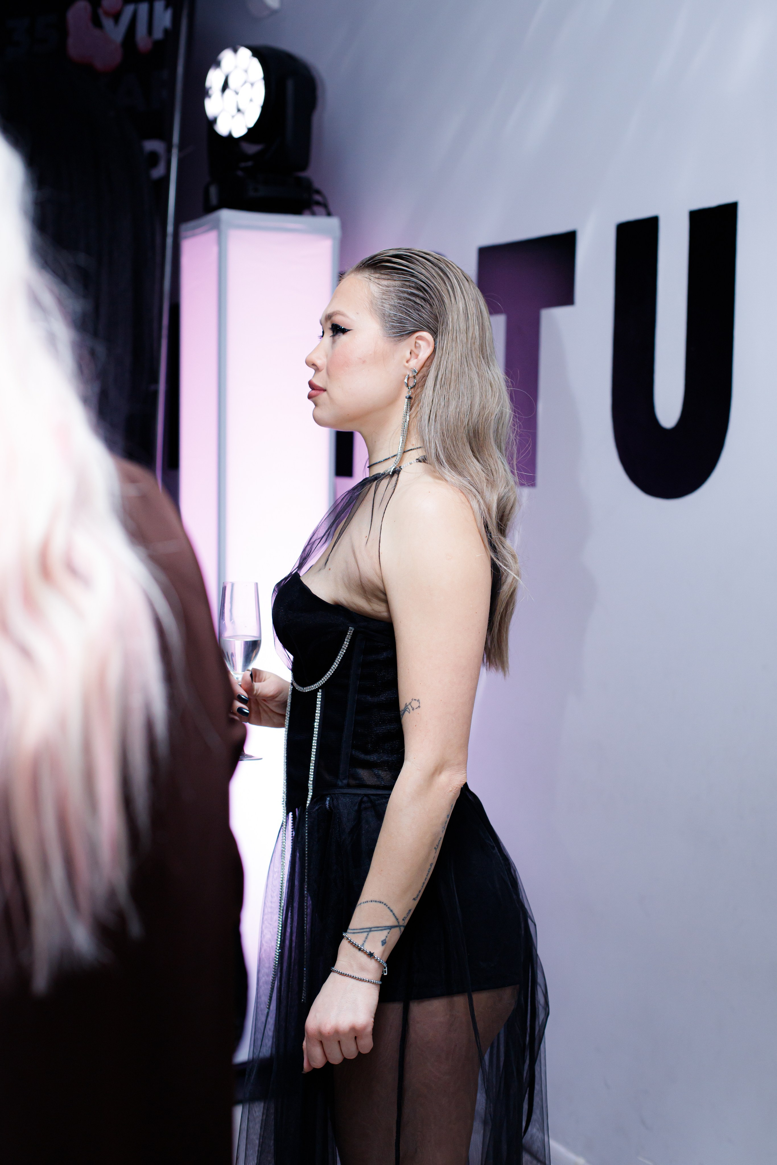 VIKA KARMADONOVA. Photokarish