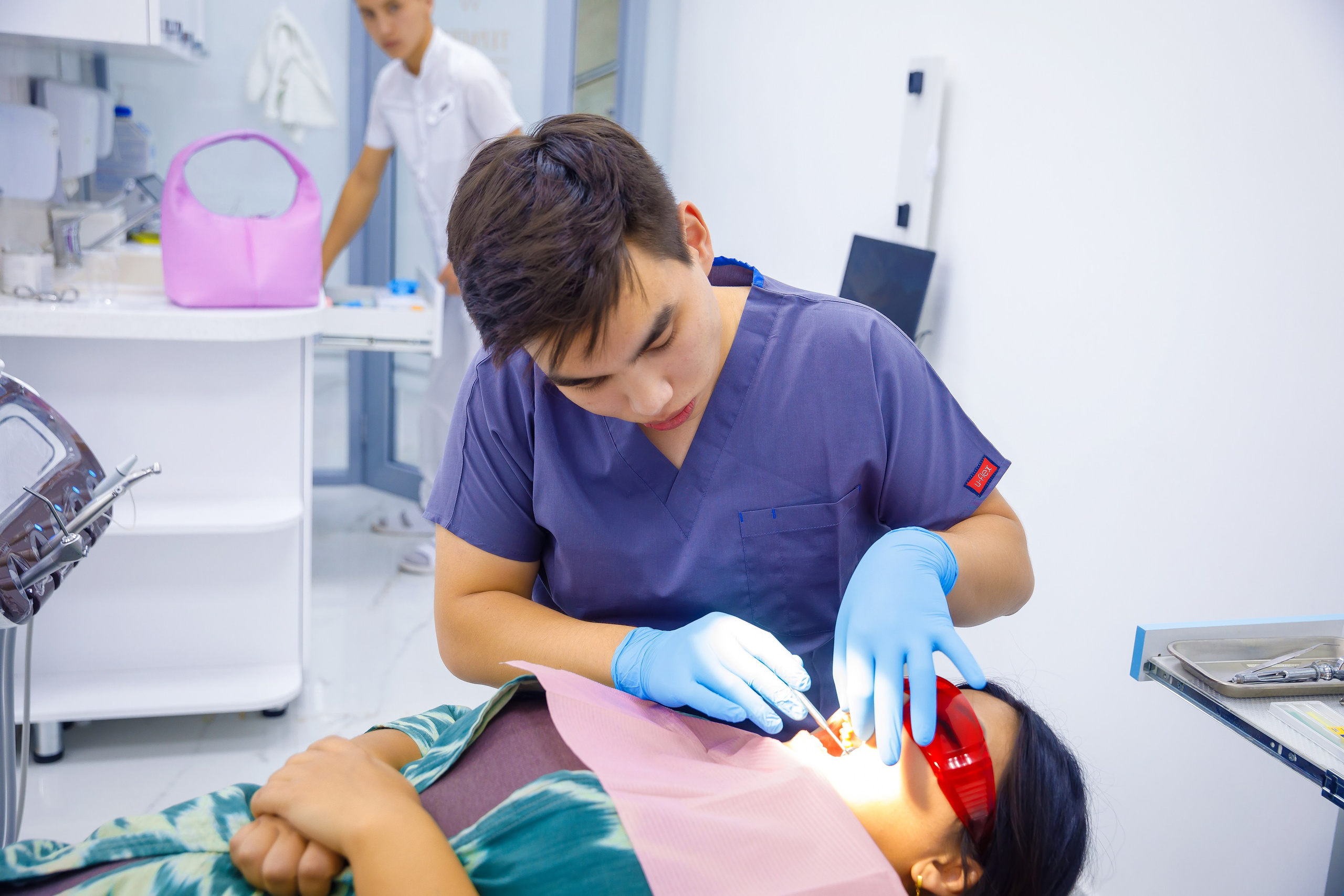 Стамотология. Семейный и Свадебный фотограф в Астане Александр Астапов