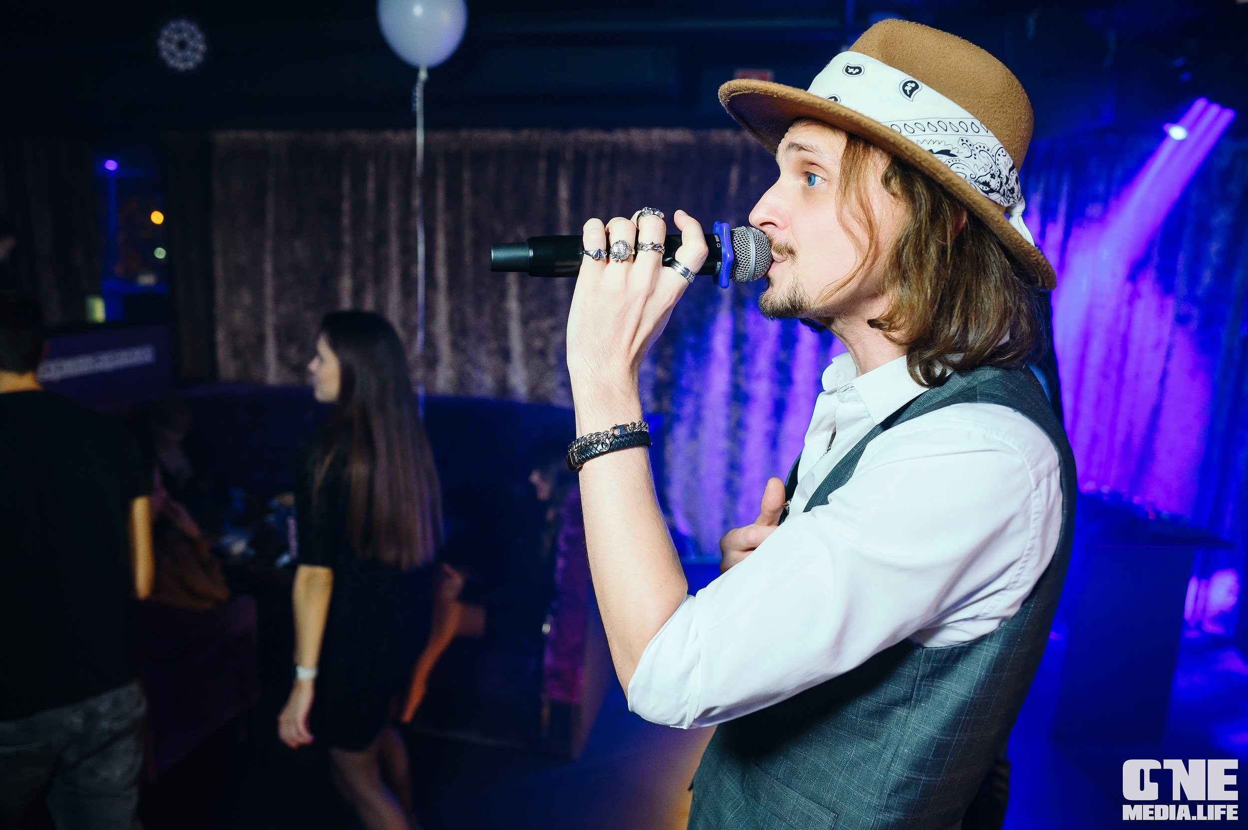 Фоторепортаж из караоке-клуба Эйфория. One Media Life: фоторепортажи, фотоотчеты с мероприятий и заведений