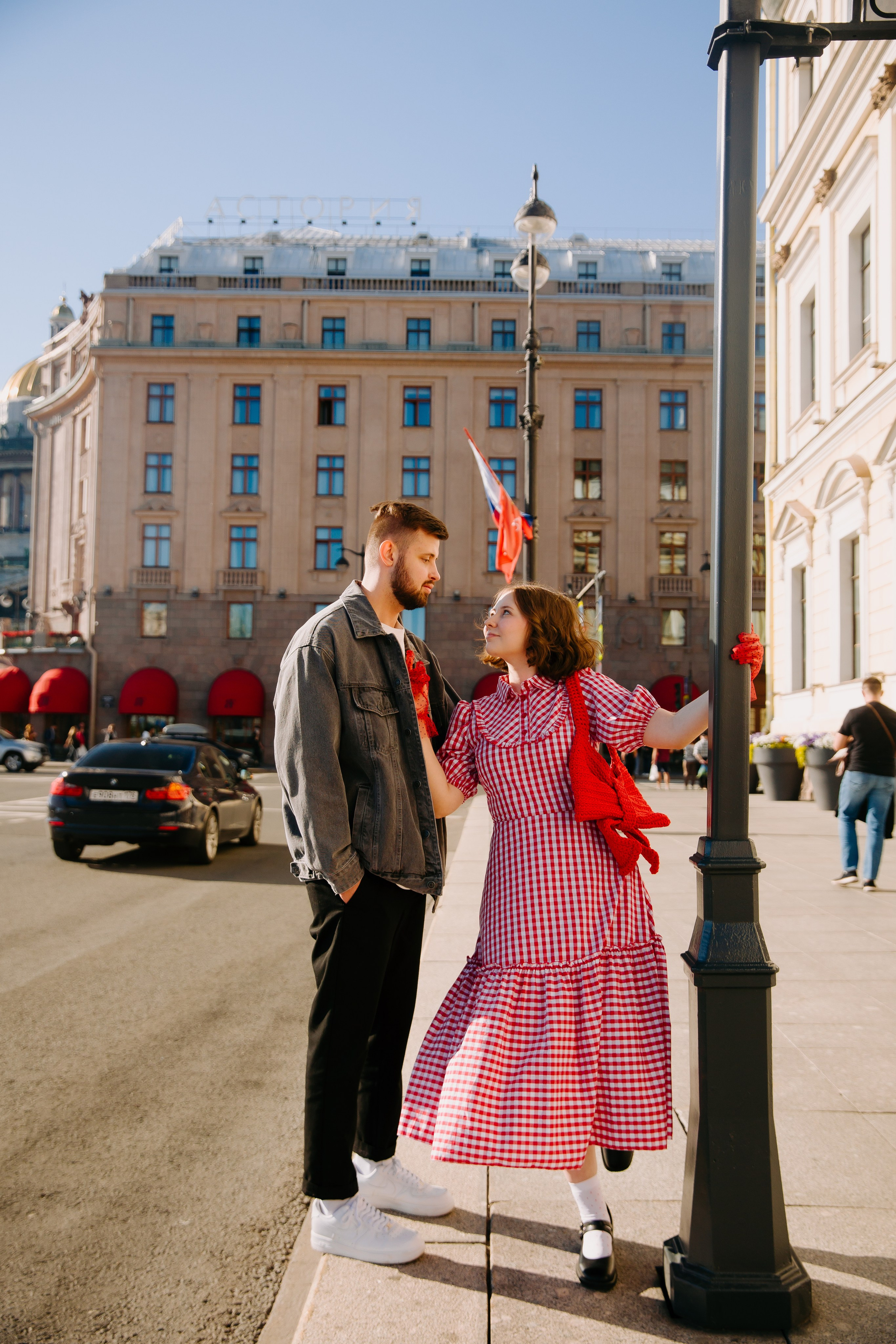 Прогулочная фотосессия лавстори в Санкт-Петербурге. Фотограф в Санкт-Петербурге Разиля Идиятуллина