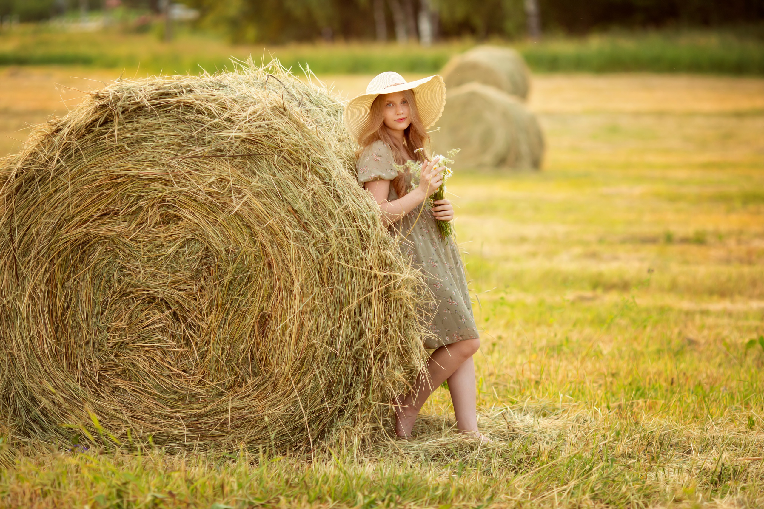 Вика. Фотограф Антонина Свешникова. ВЫПУСКНЫЕ ФОТОКНИГИ для детских садов и школ. Москва, Владимир
