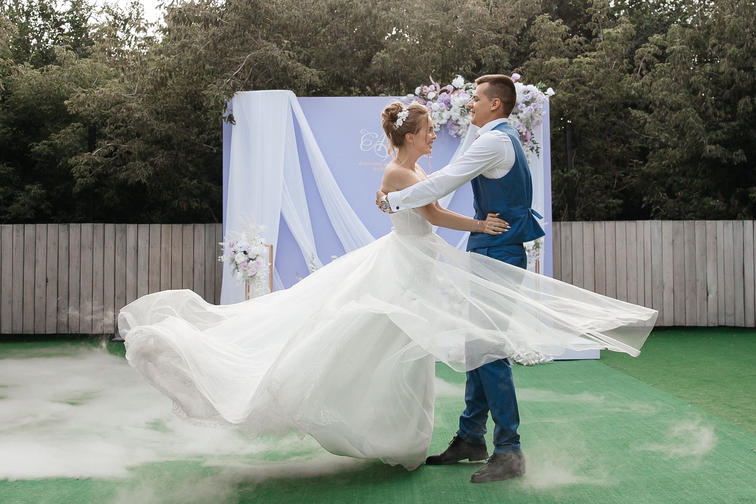 А&А — фотосессия на стадионе. Свадебный фотограф в Оренбурге Илья Володьков