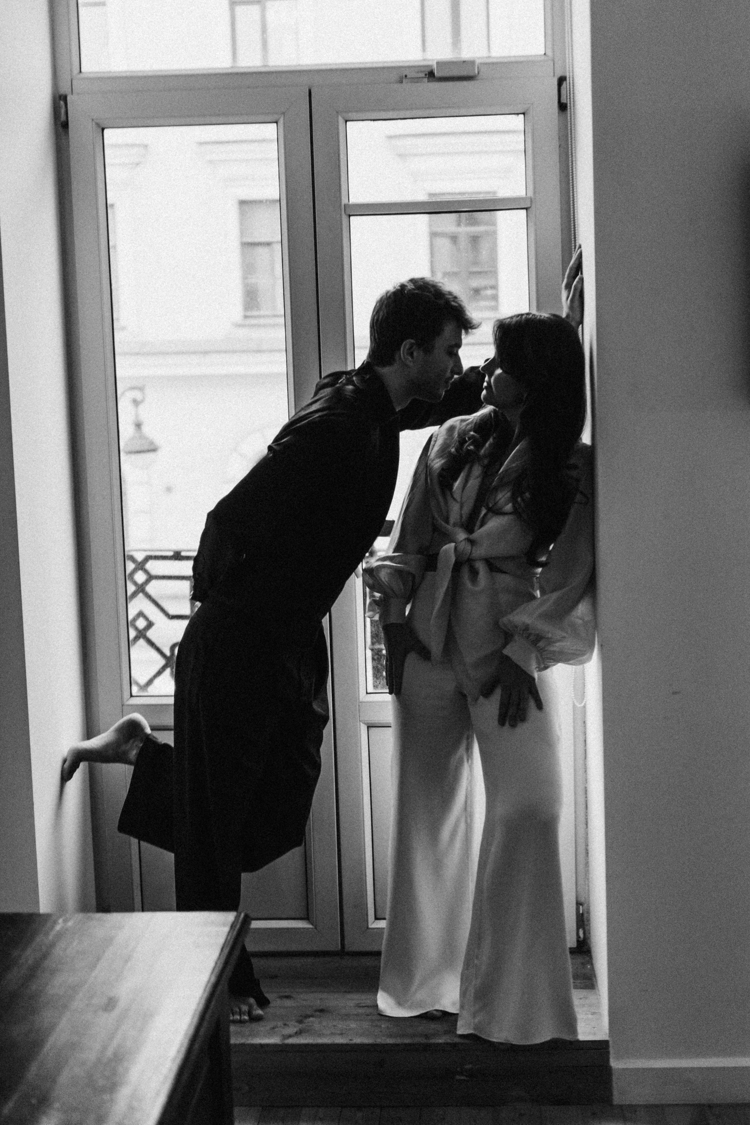 УТРО ЖЕНИХА И НЕВЕСТЫ В ПИТЕРСКОЙ КВАРТИРЕ И СЬЕМКА С СВАДЕБНЫХ ОБРАЗАХ. Профессиональный фотограф, Санкт-Петербург — Виктория Богомолова