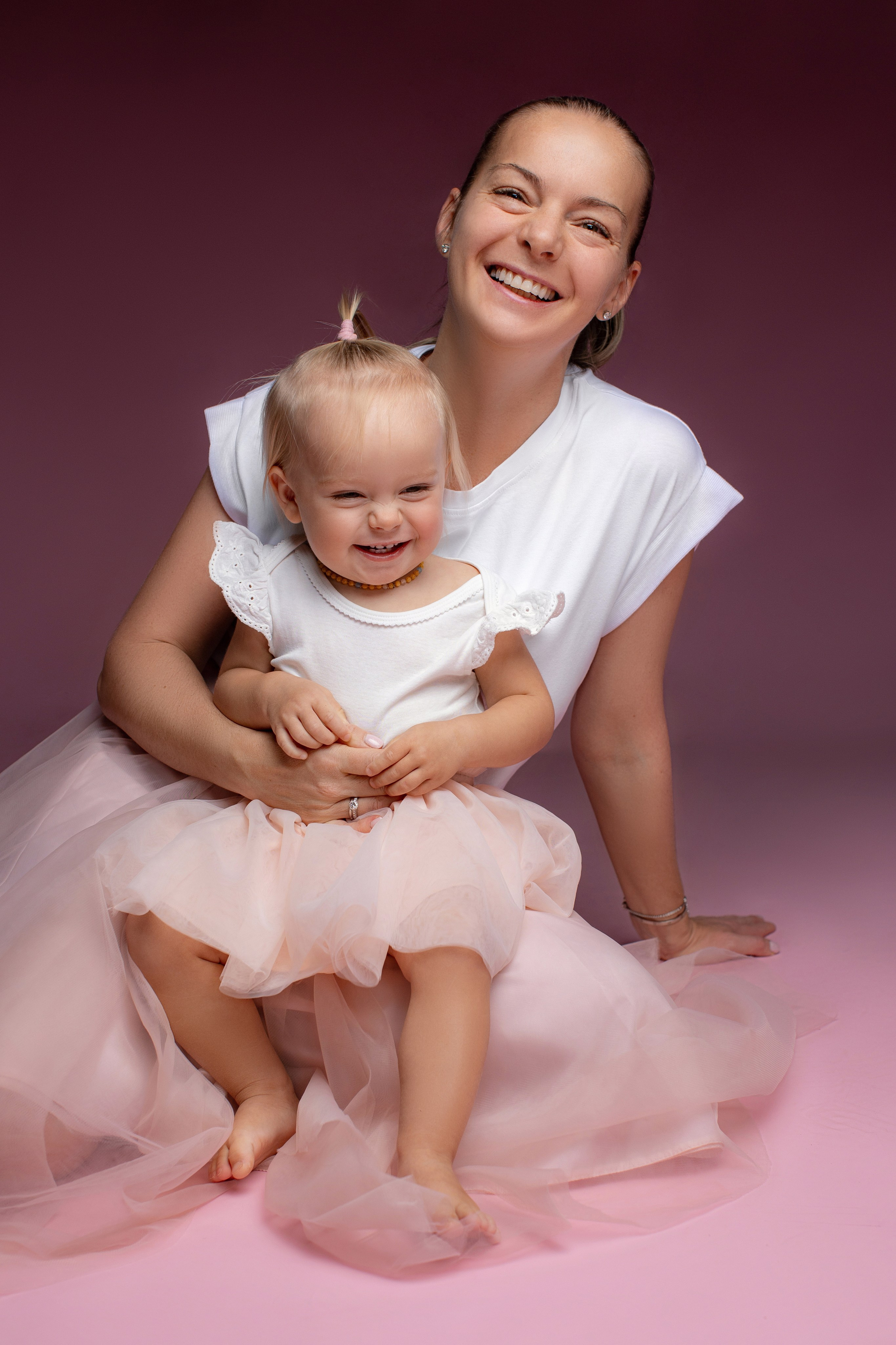 Кадры с родителями. Фотограф новорожденных, семейный фотограф в Санкт-Петербурге