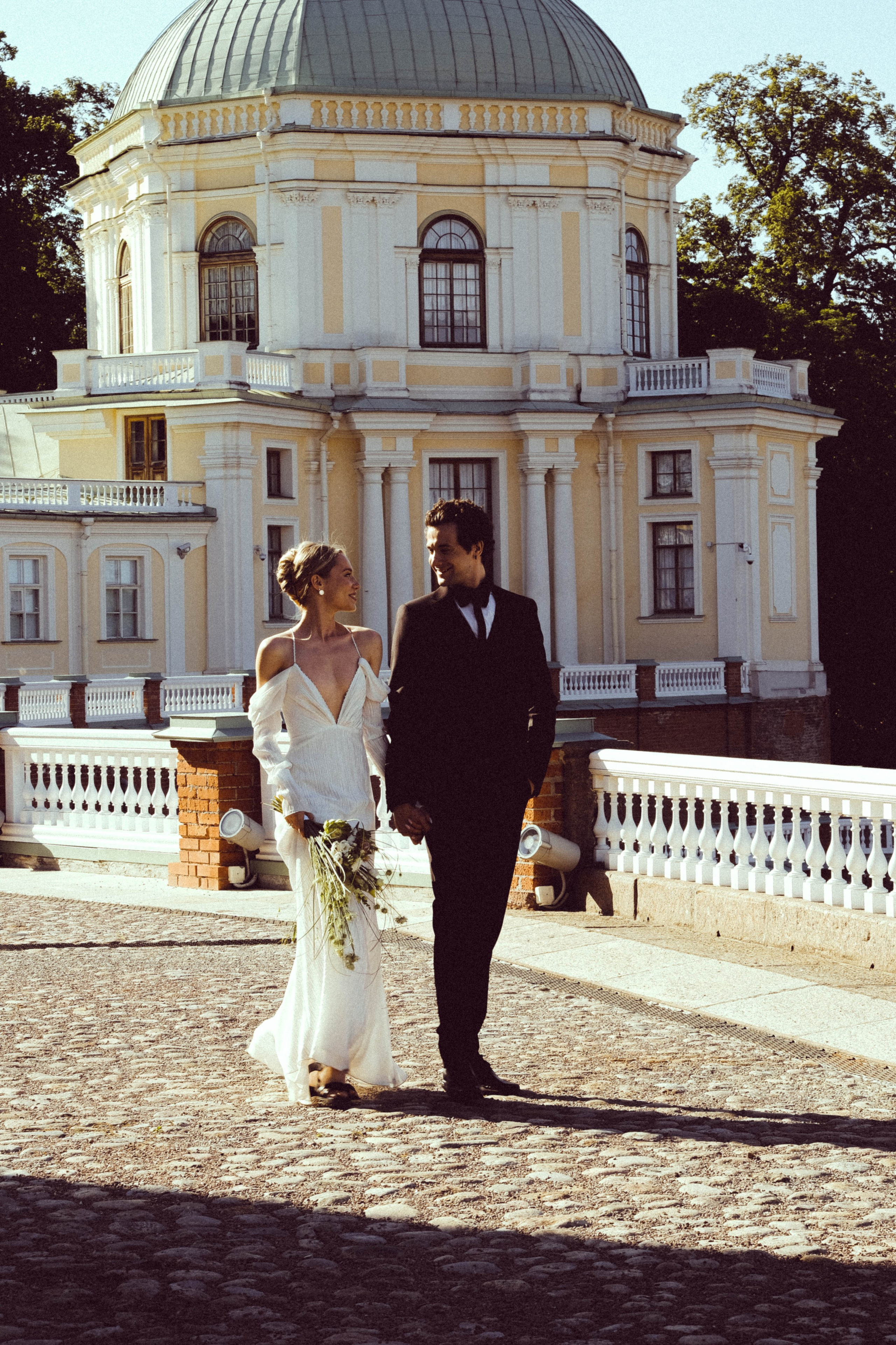 СВАДЕБНАЯ СЬЕМКА В ПАРКЕ ОРАНИЕНБАУМ. Профессиональный фотограф, Санкт-Петербург — Виктория Богомолова