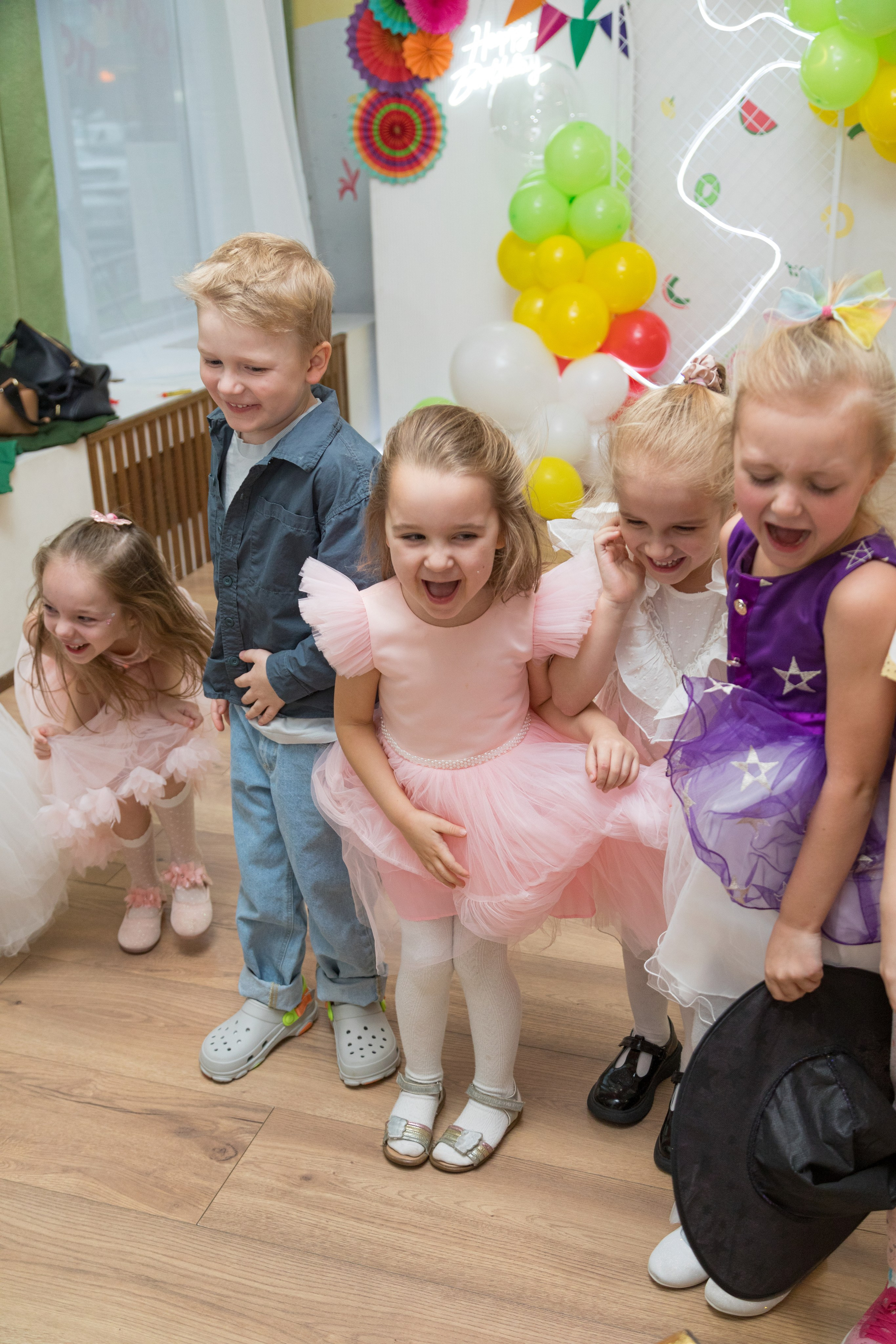 День рождения Василисы в Avocado friends, 6 лет. Детский и контент фотограф Надя Волкова Санкт-Петербург